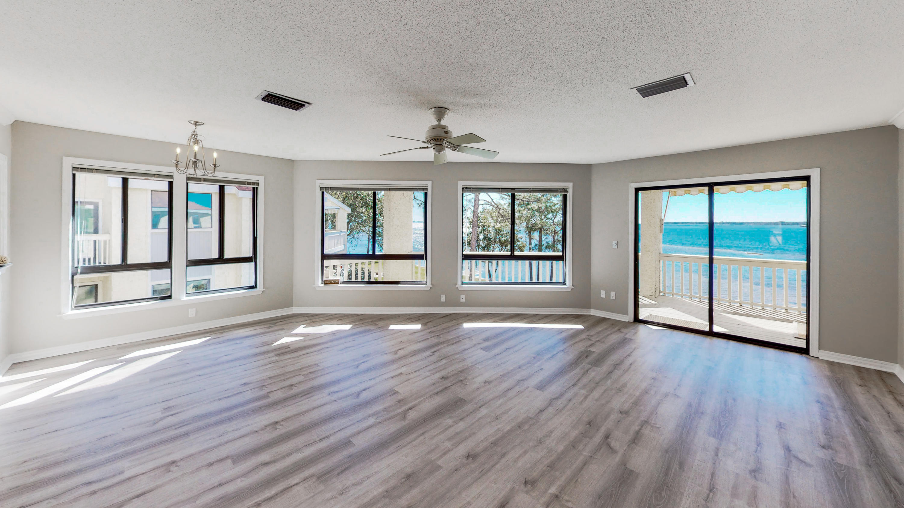 BAYSIDE VILLAS CONDO - Residential