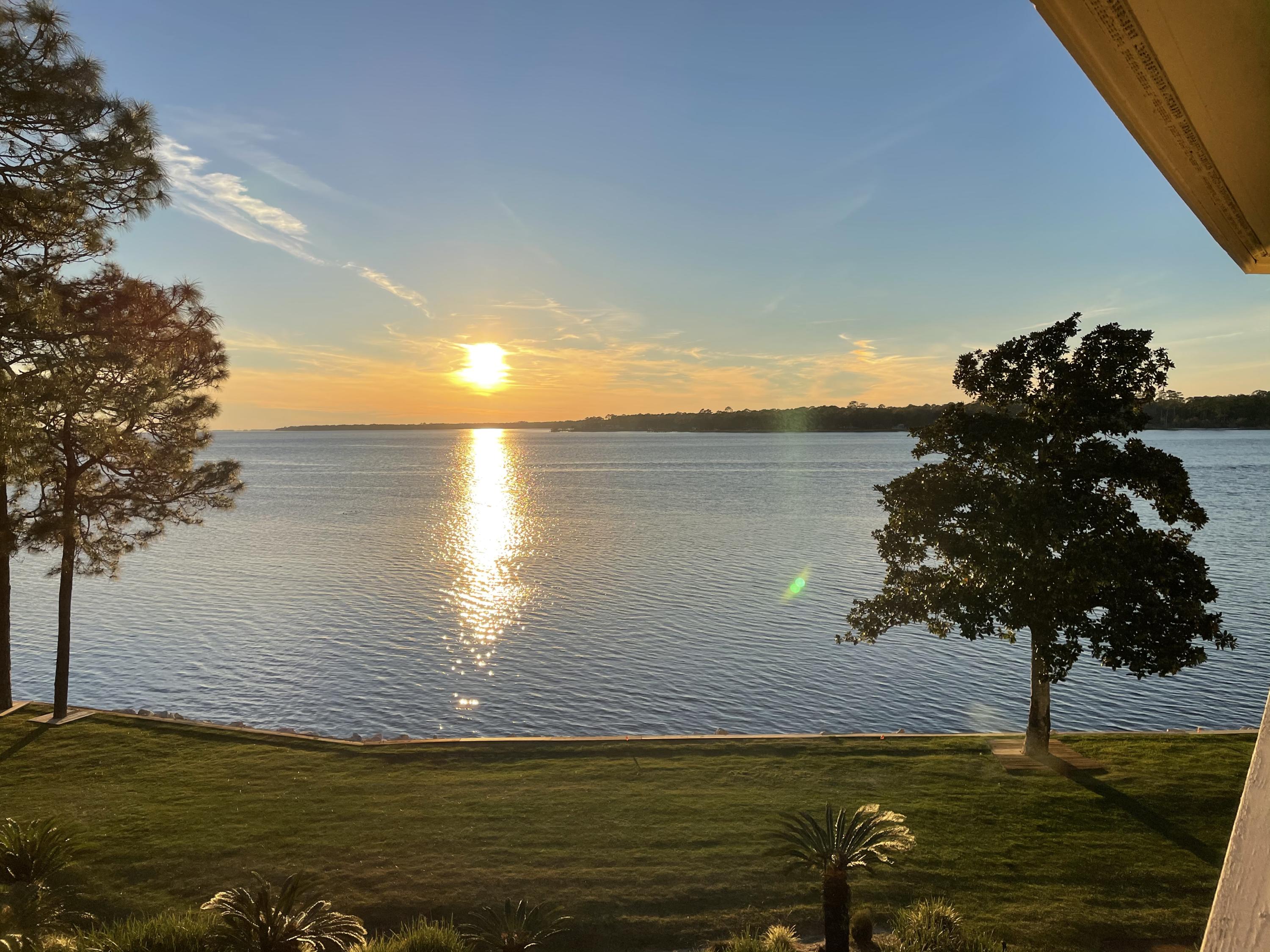 BAYSIDE VILLAS CONDO - Residential