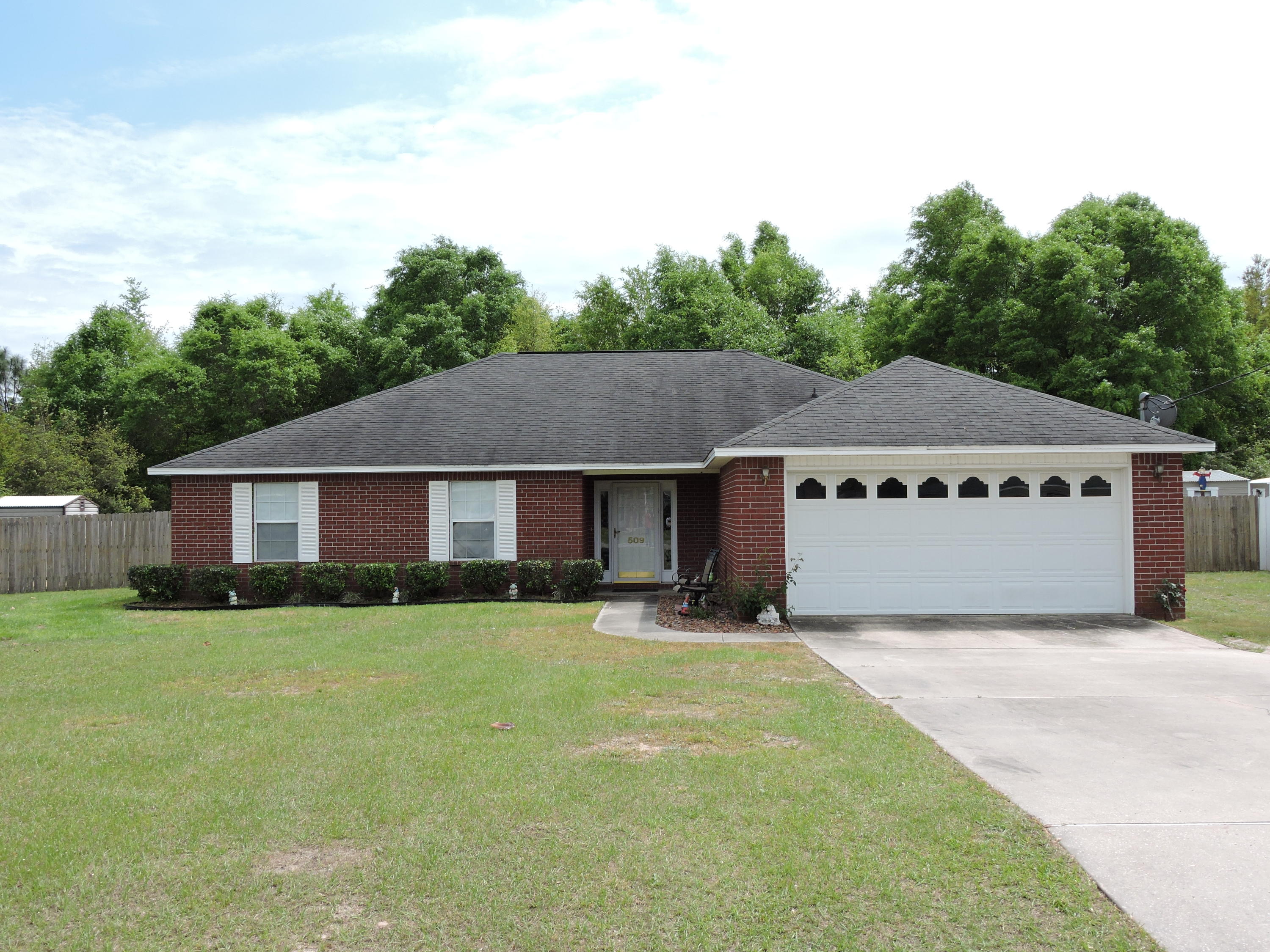 South Crestview home available to move in May 15th, 2015. This all brick 4 bedroom, 2 bath split bedroom home is conveniently located on south side of Crestview in the popular Antioch Estates subdivision. Easy commute to the 7th Special Forces Army Base, Duke, Eglin and Hurlburt Air Force Bases. The spacious living room has a corner fireplace, vaulted ceilings, and plant shelves. The eat-in kitchen has Pergo flooring, side-by-side refrigerator, microwave, smooth top stove, dishwasher, pantry and breakfast bar. The master bedroom has its own private sitting room when you'd want to go and relax at the end of the day. There is a double vanity, separate shower and garden tub in the Master Bath. A nice screened in porch is located just off the living room. The privacy-fenced backyard
