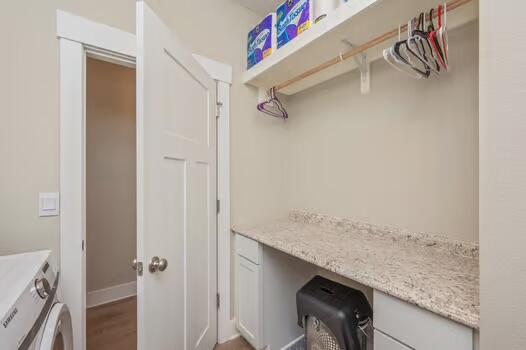 HILLWOOD ESTATES - Residential