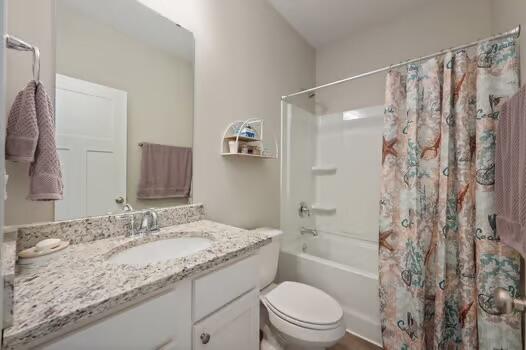 HILLWOOD ESTATES - Residential