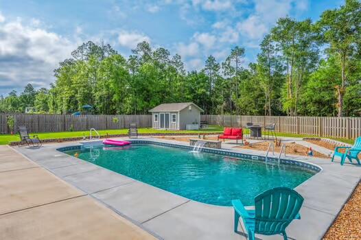 HILLWOOD ESTATES - Residential