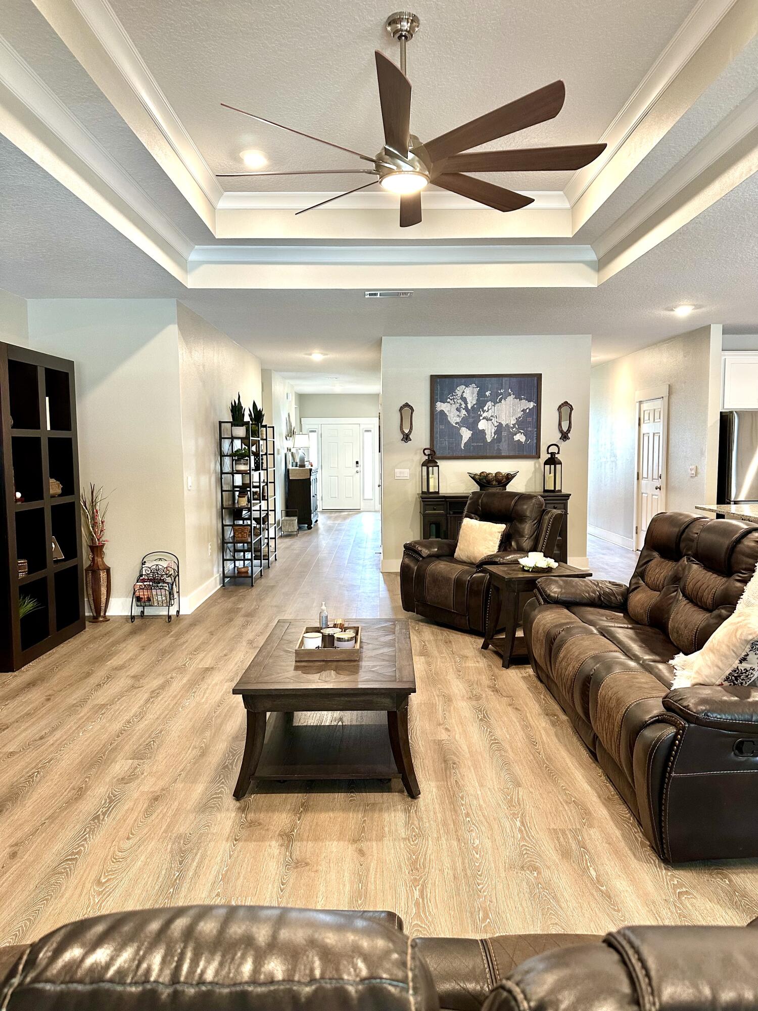 HILLWOOD ESTATES - Residential