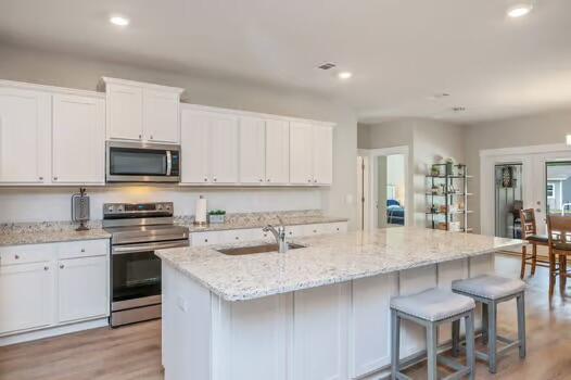 HILLWOOD ESTATES - Residential
