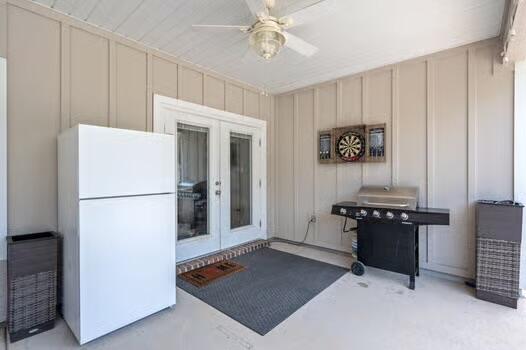 HILLWOOD ESTATES - Residential