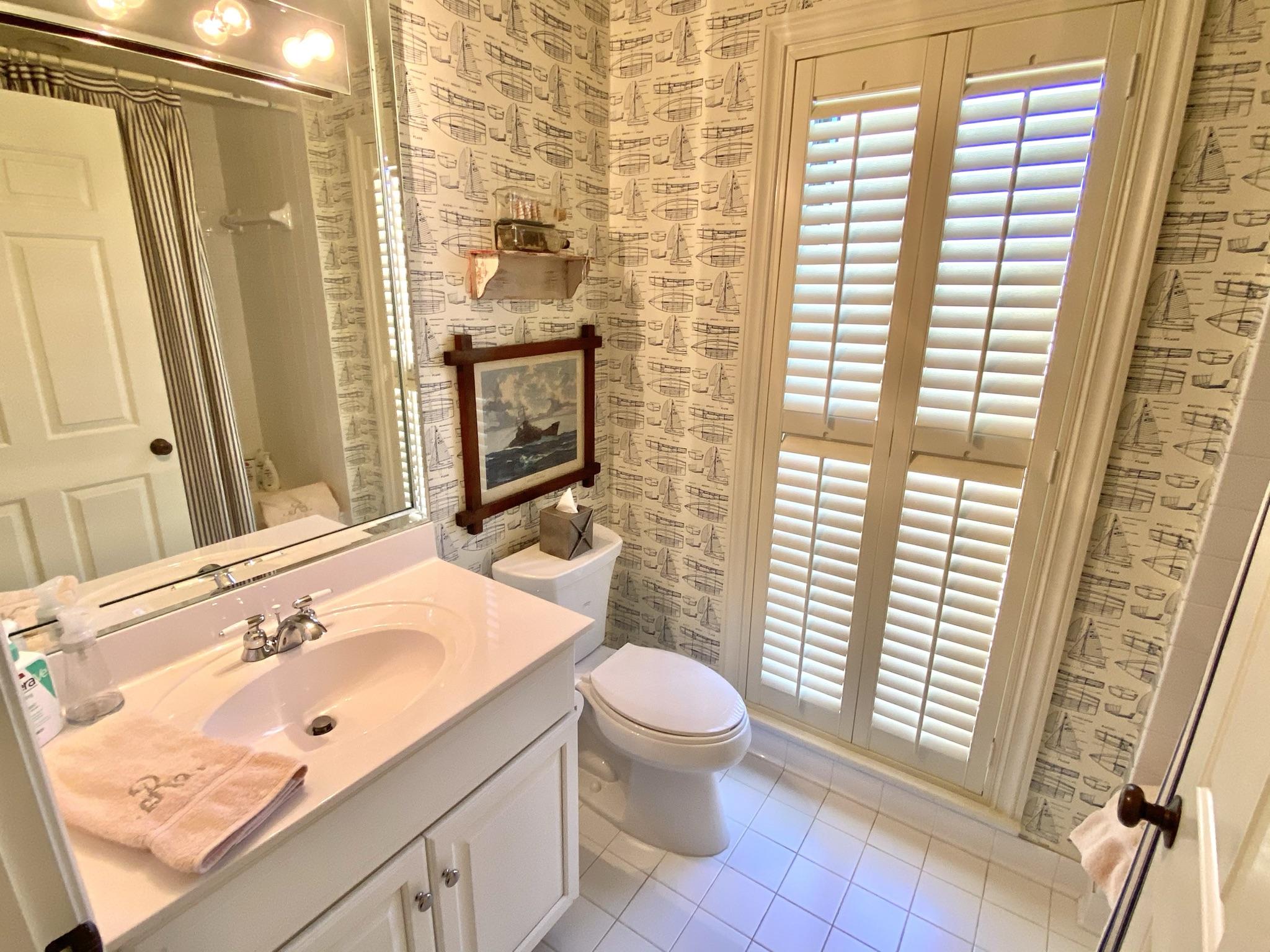 SOUTHWINDS III - Residential