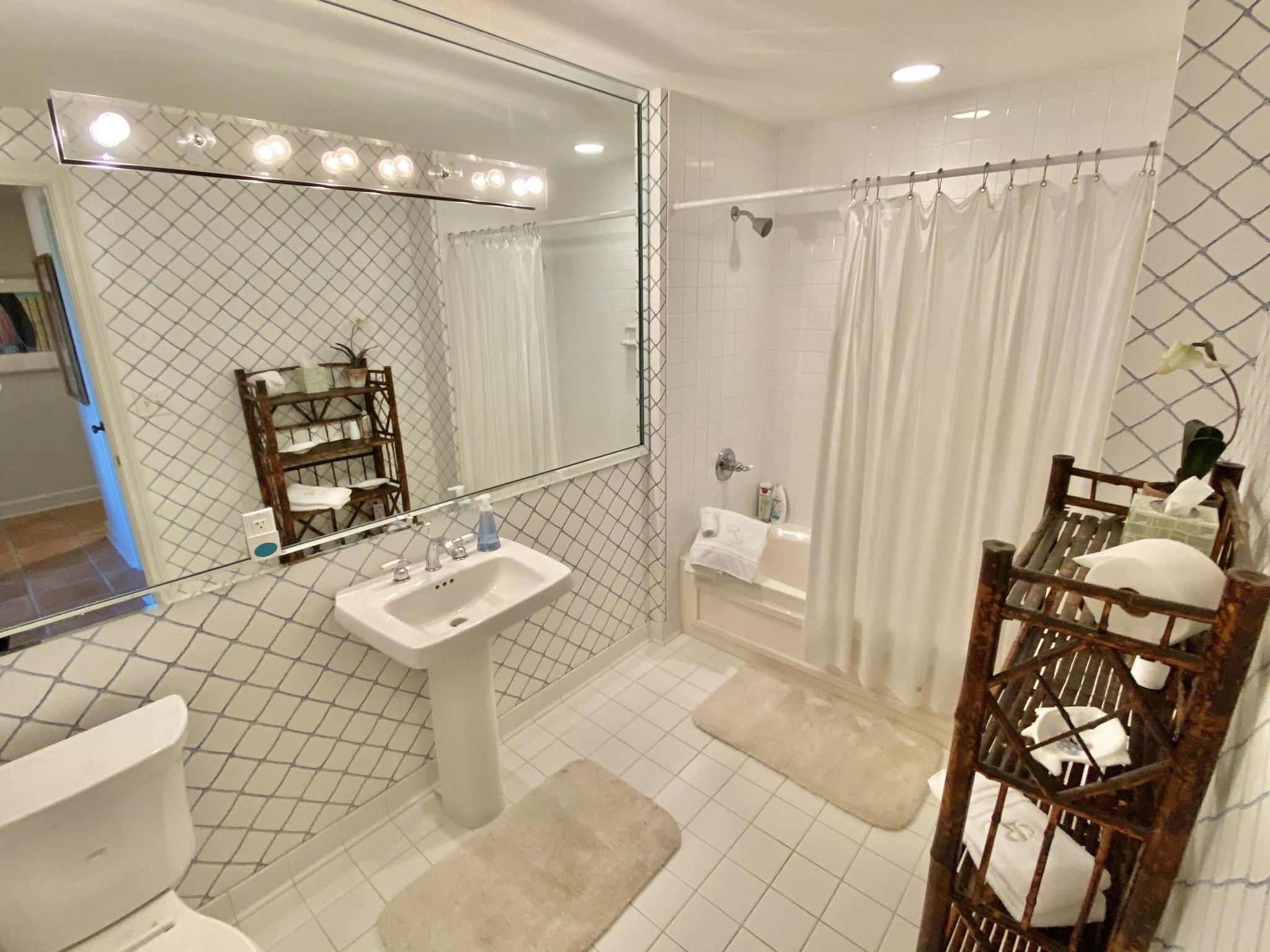 SOUTHWINDS III - Residential