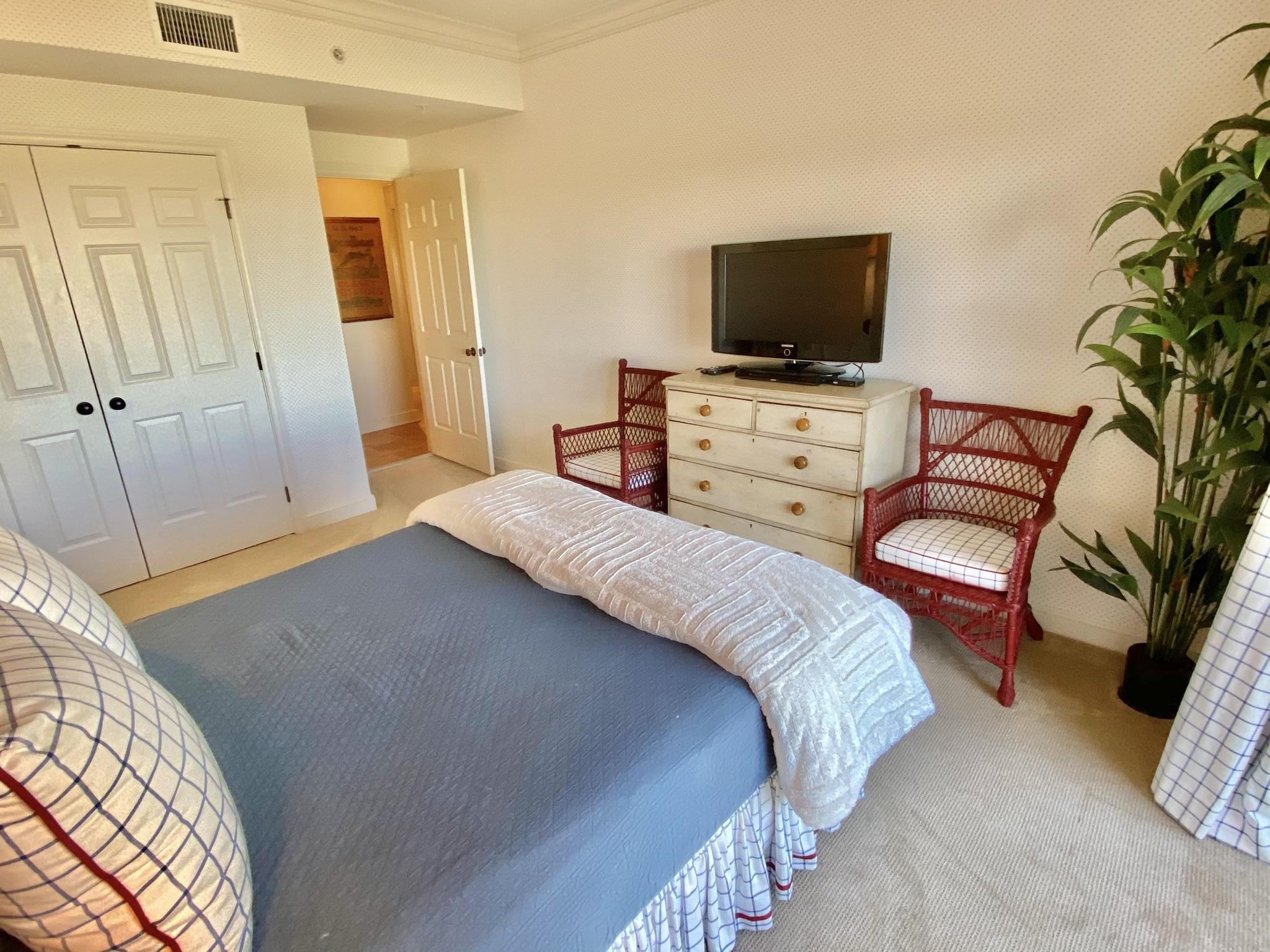 SOUTHWINDS III - Residential