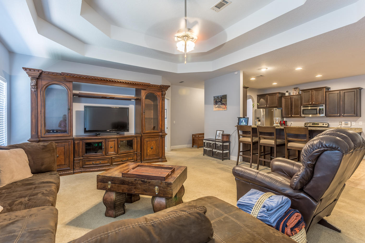 FOX VALLEY - Residential