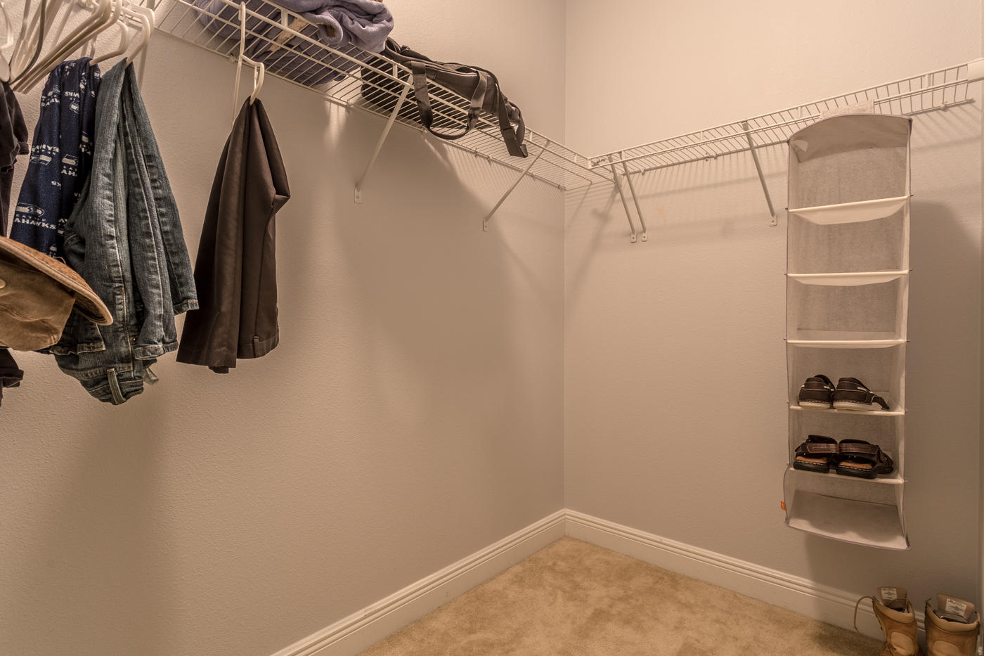 FOX VALLEY - Residential