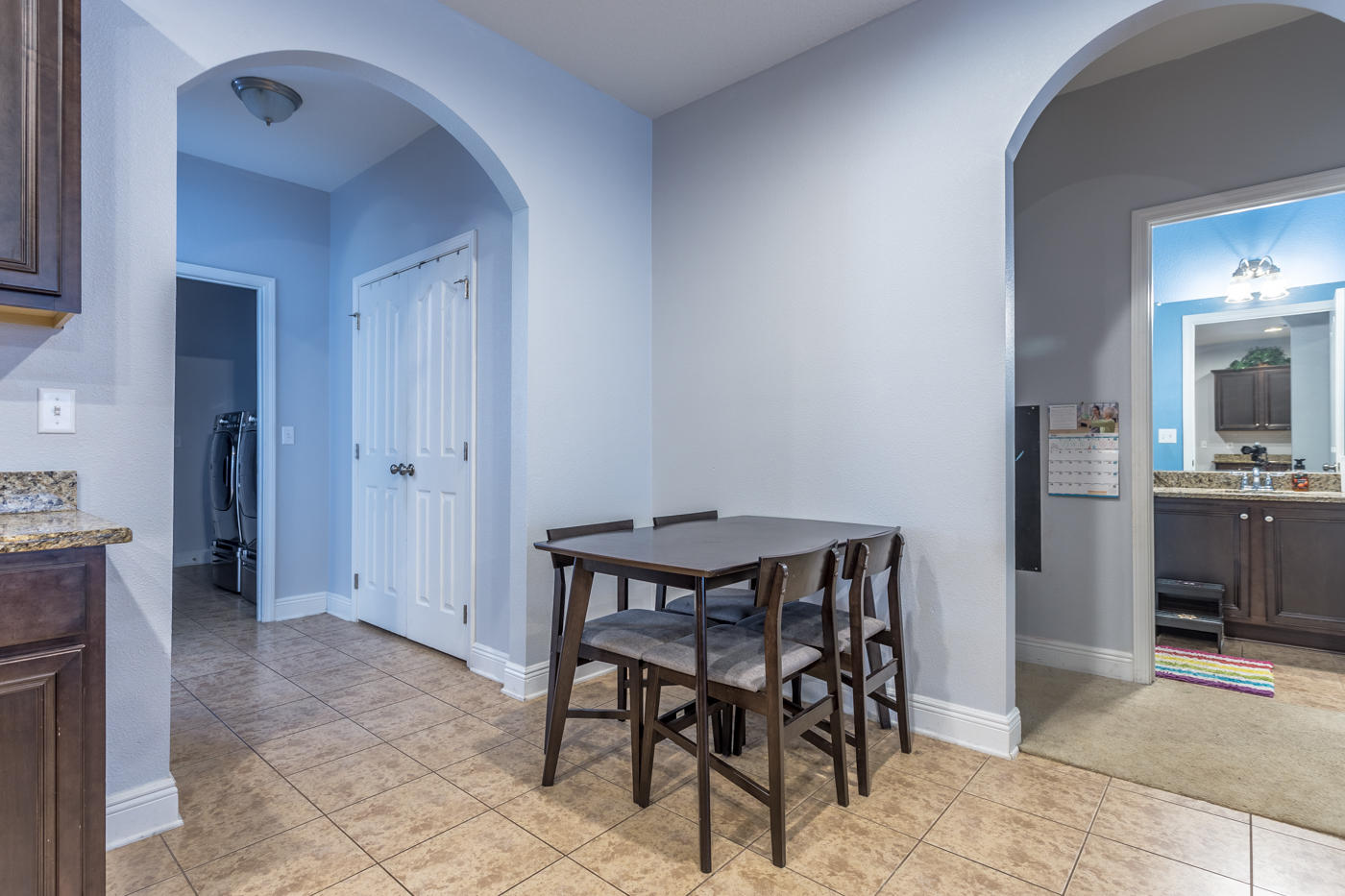 FOX VALLEY - Residential