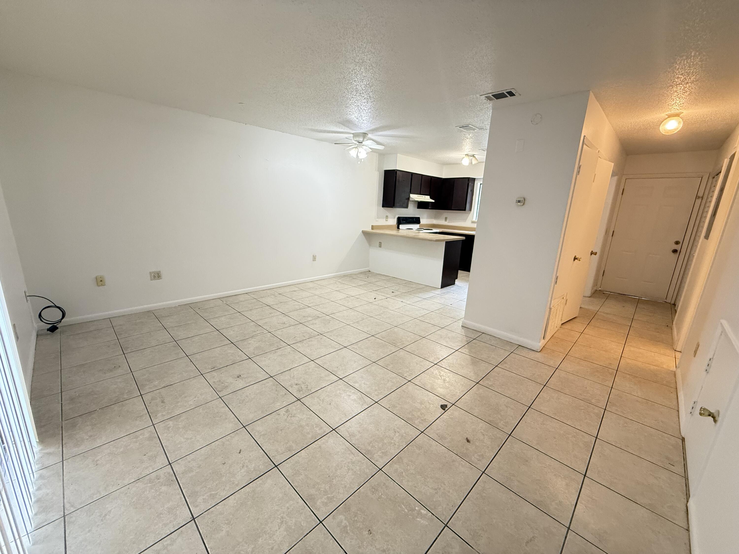 CAMBRIDGE T/H - Residential Lease