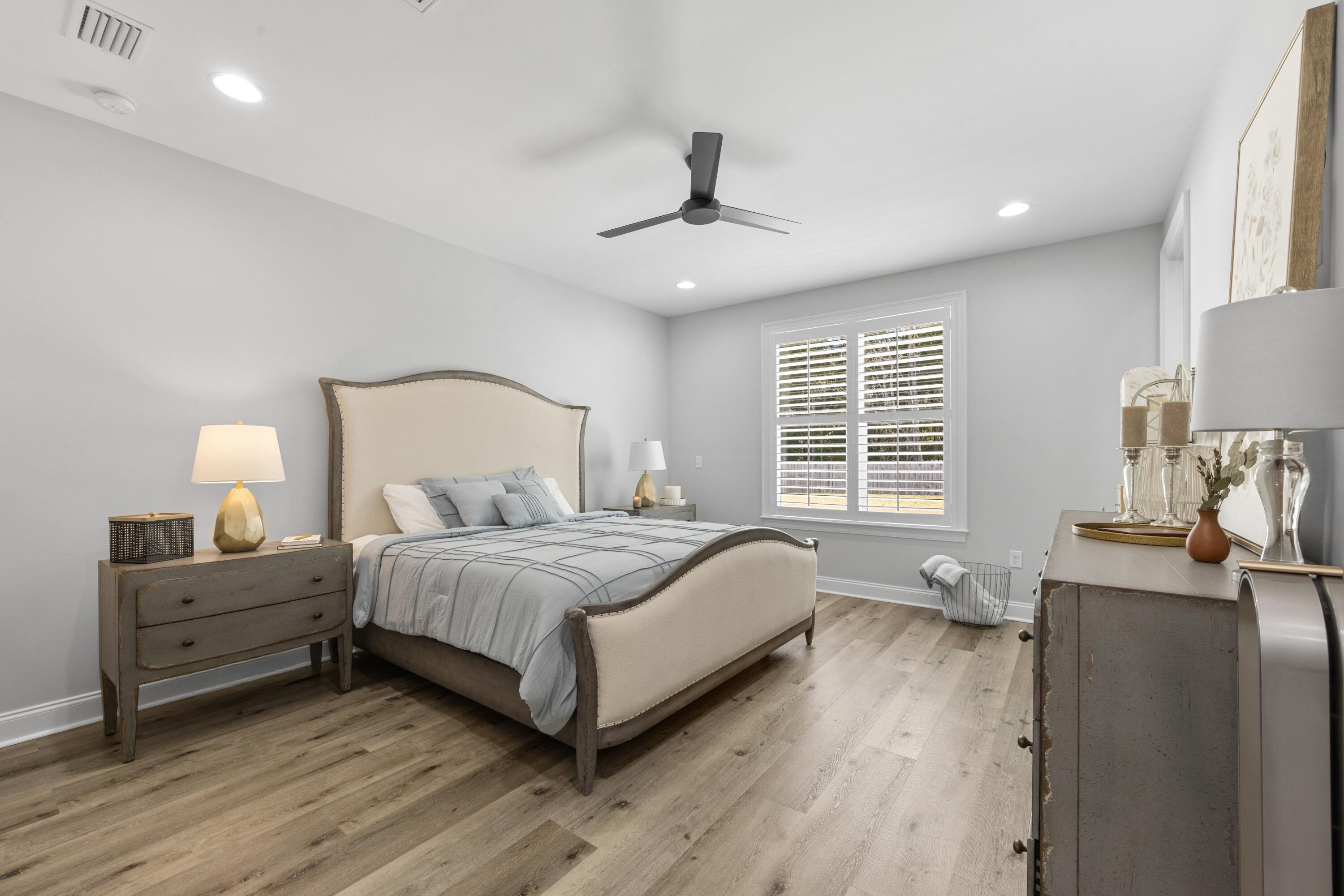 RAIDERS LANDING - Residential