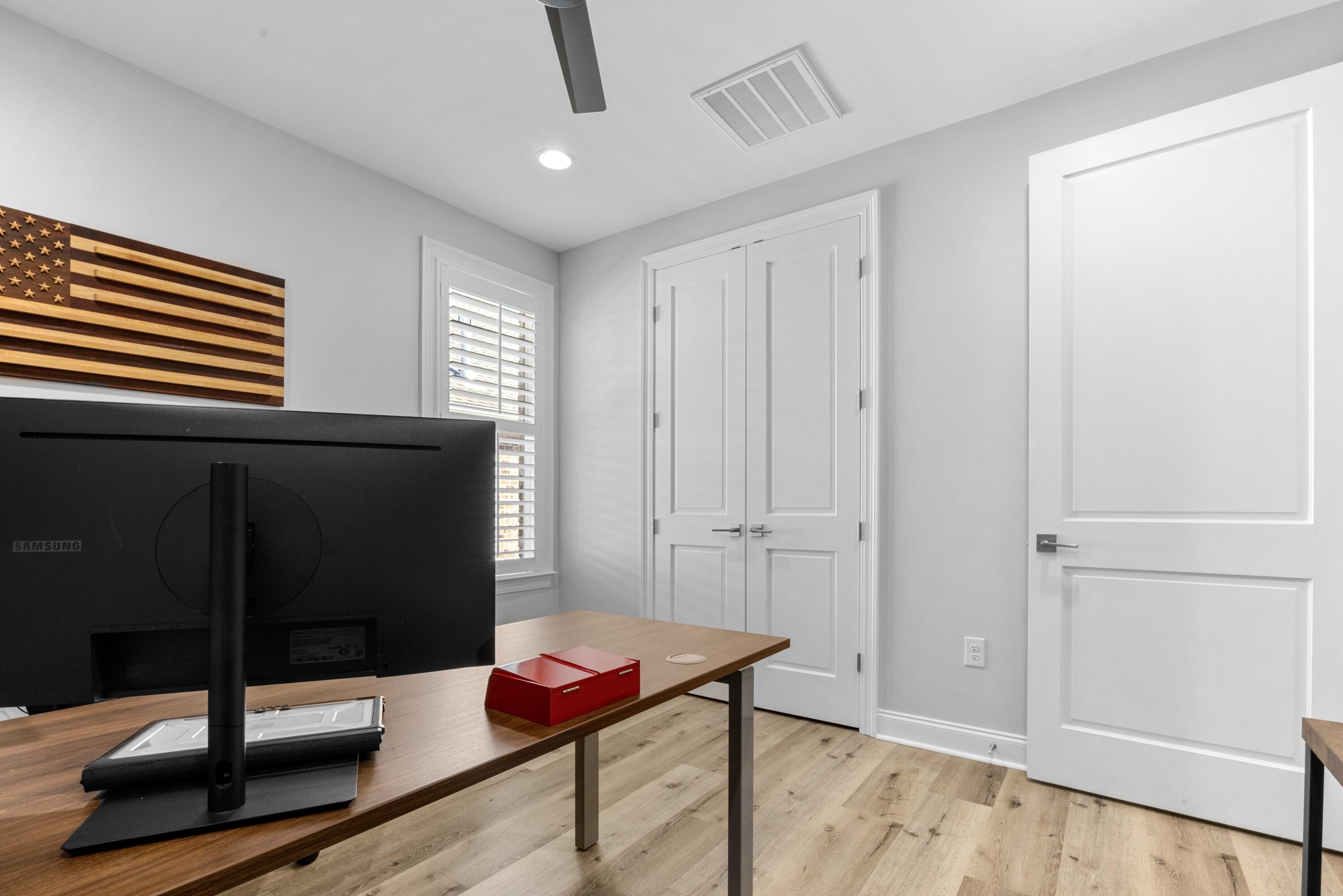 RAIDERS LANDING - Residential