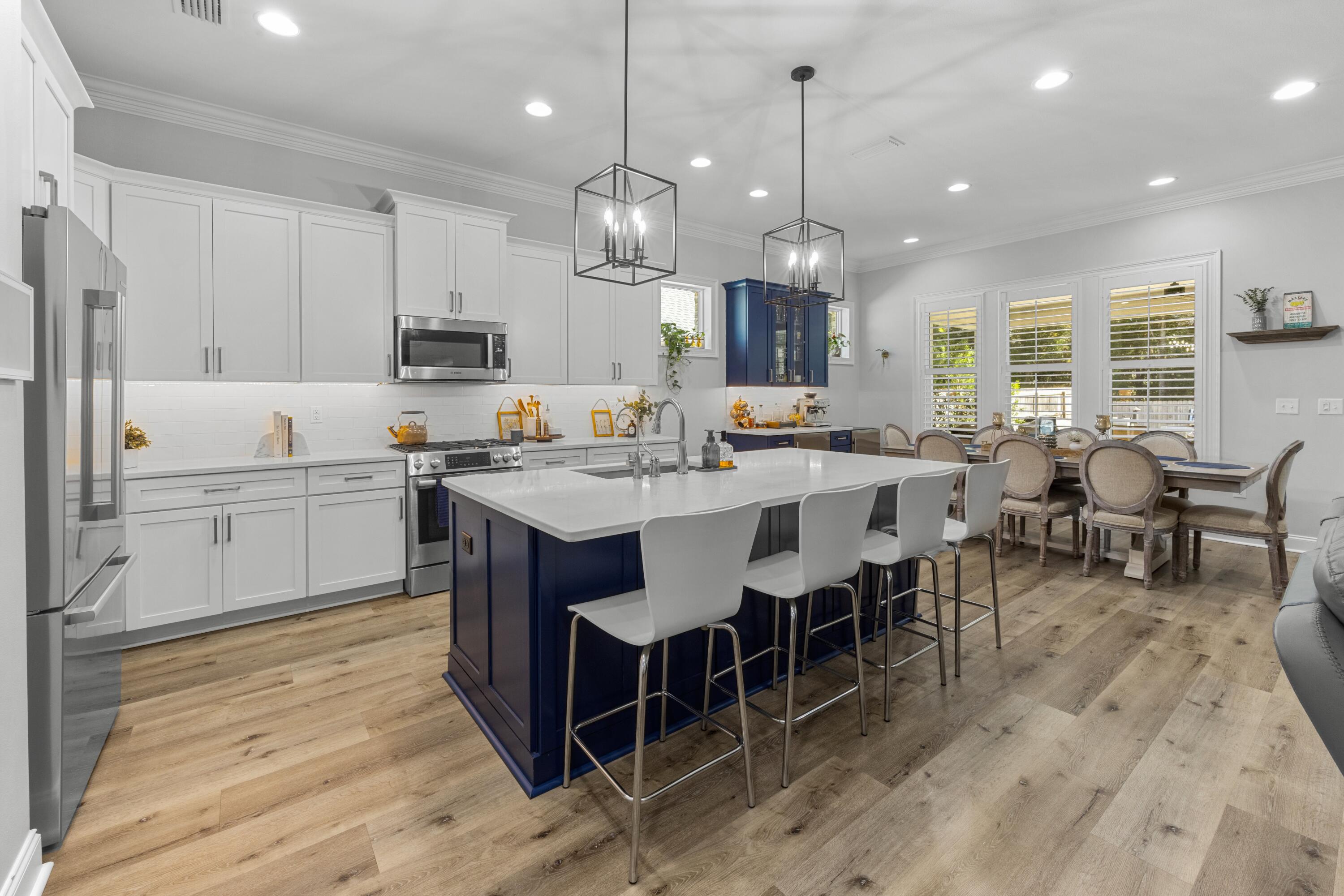 RAIDERS LANDING - Residential