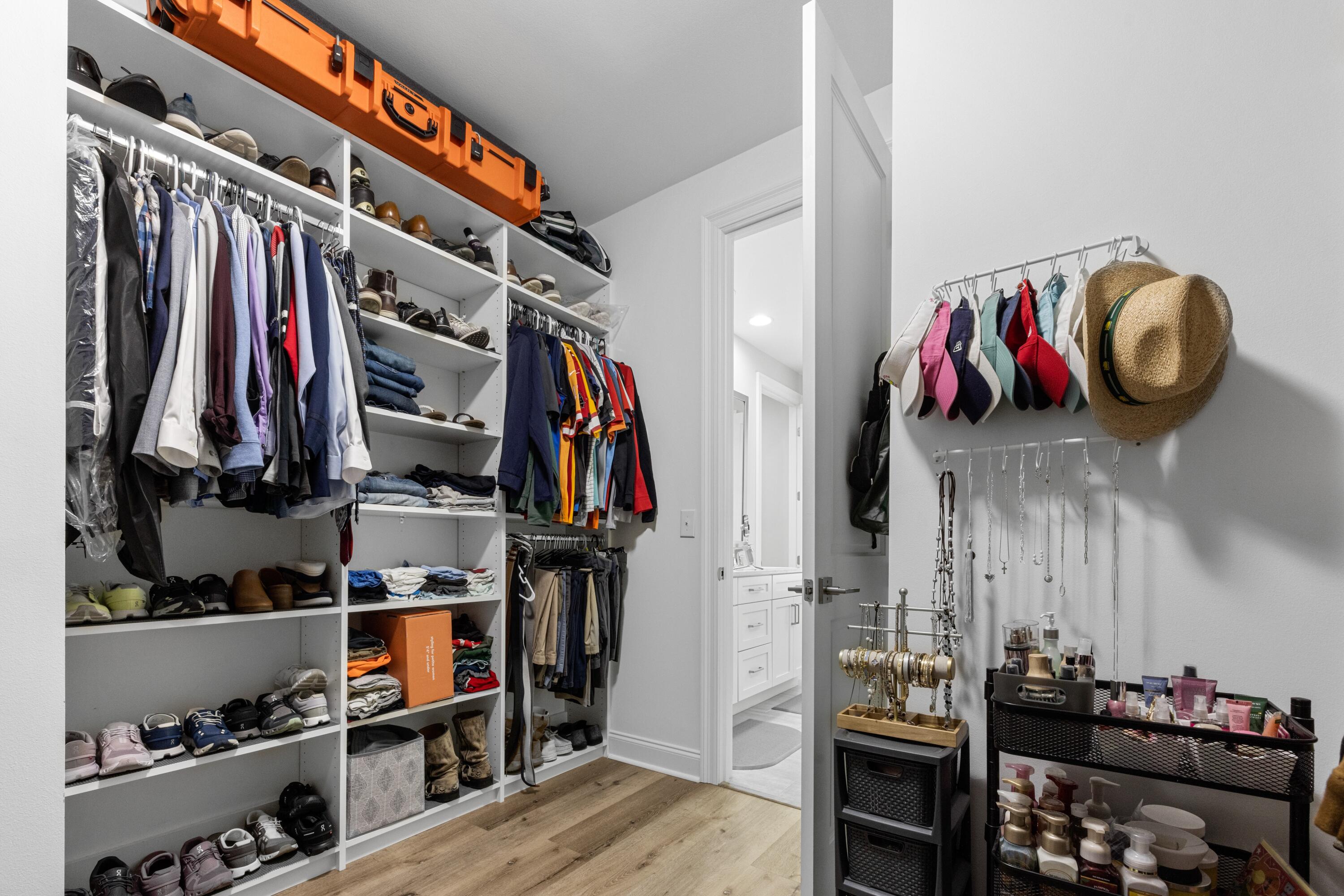 RAIDERS LANDING - Residential