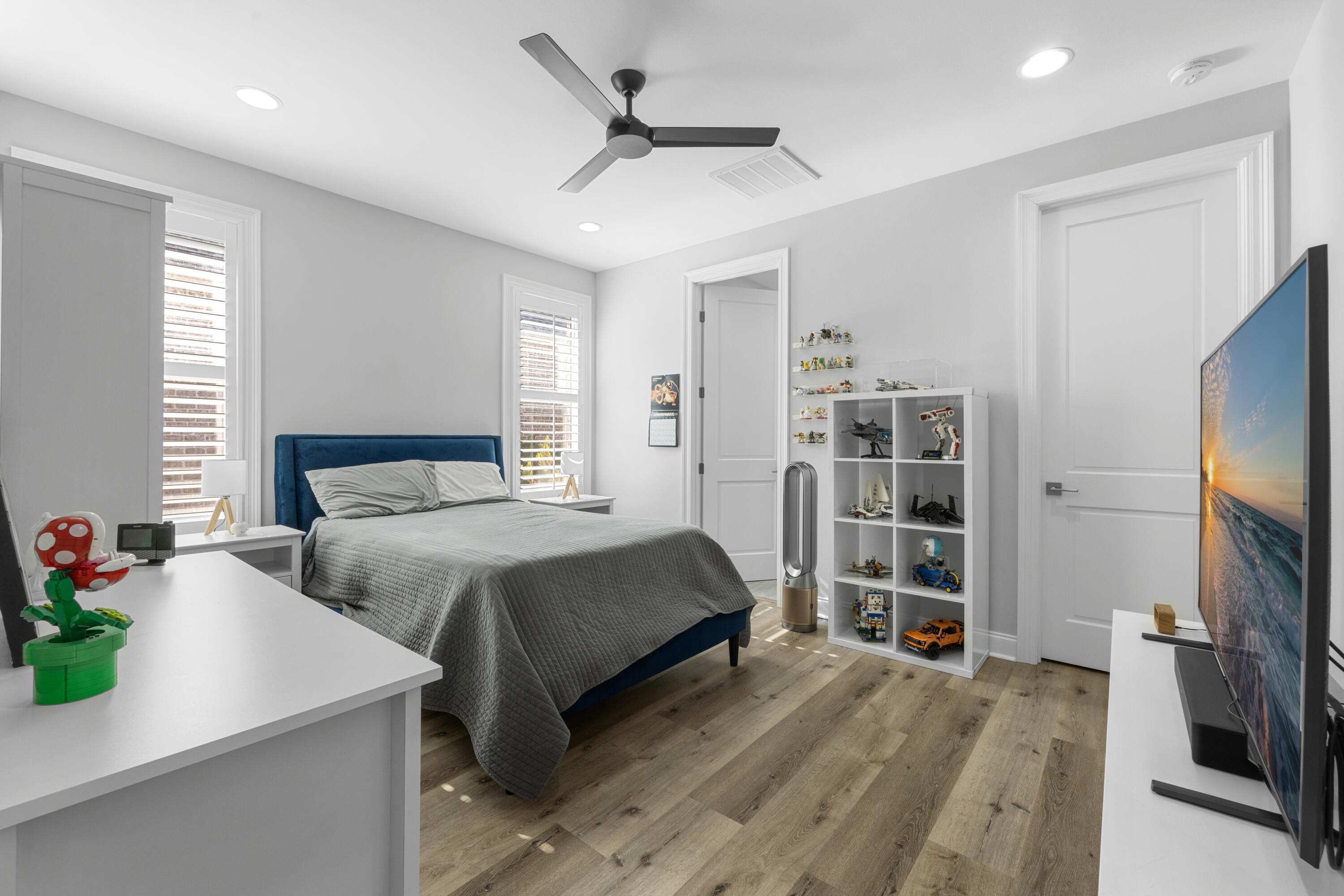 RAIDERS LANDING - Residential