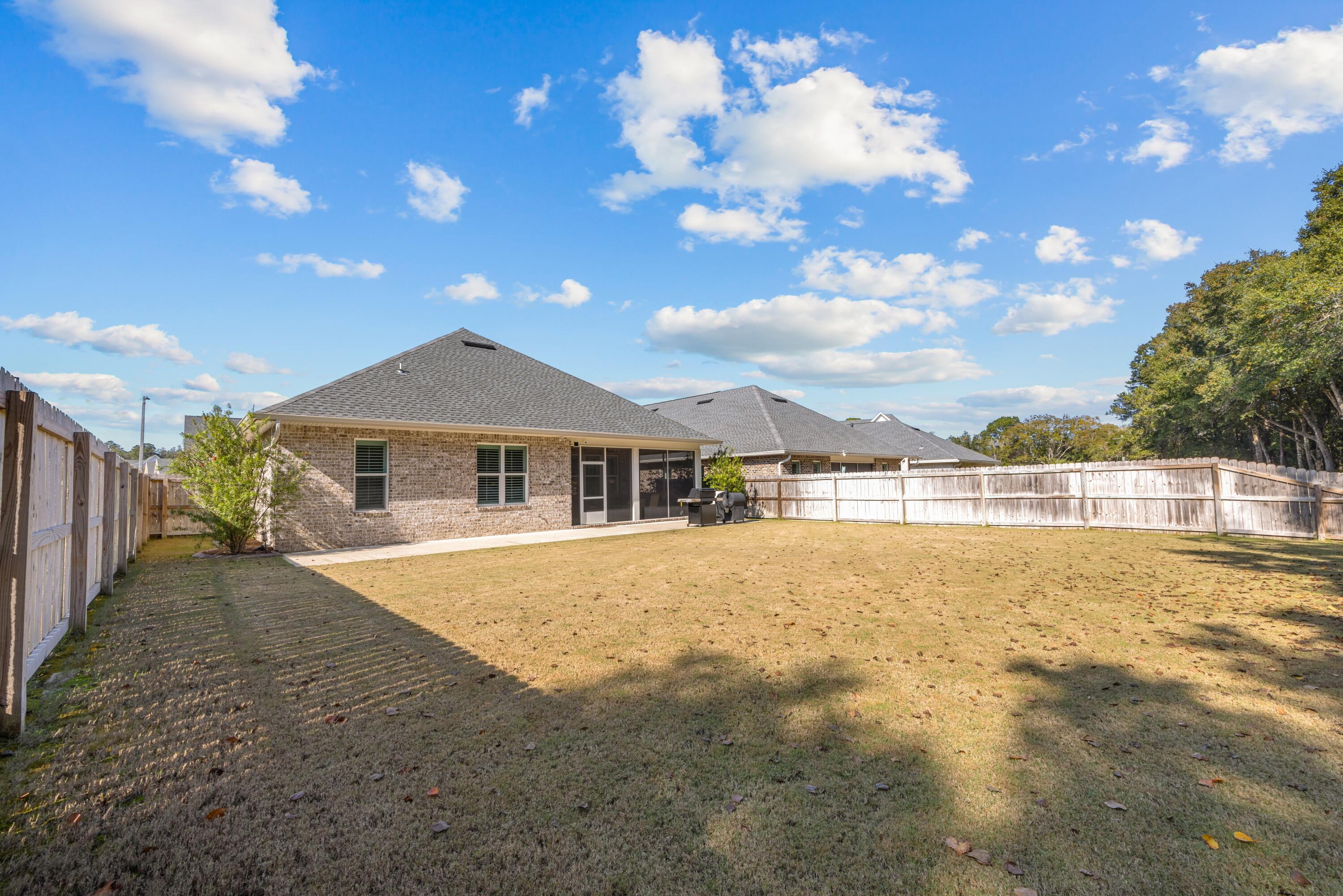 RAIDERS LANDING - Residential