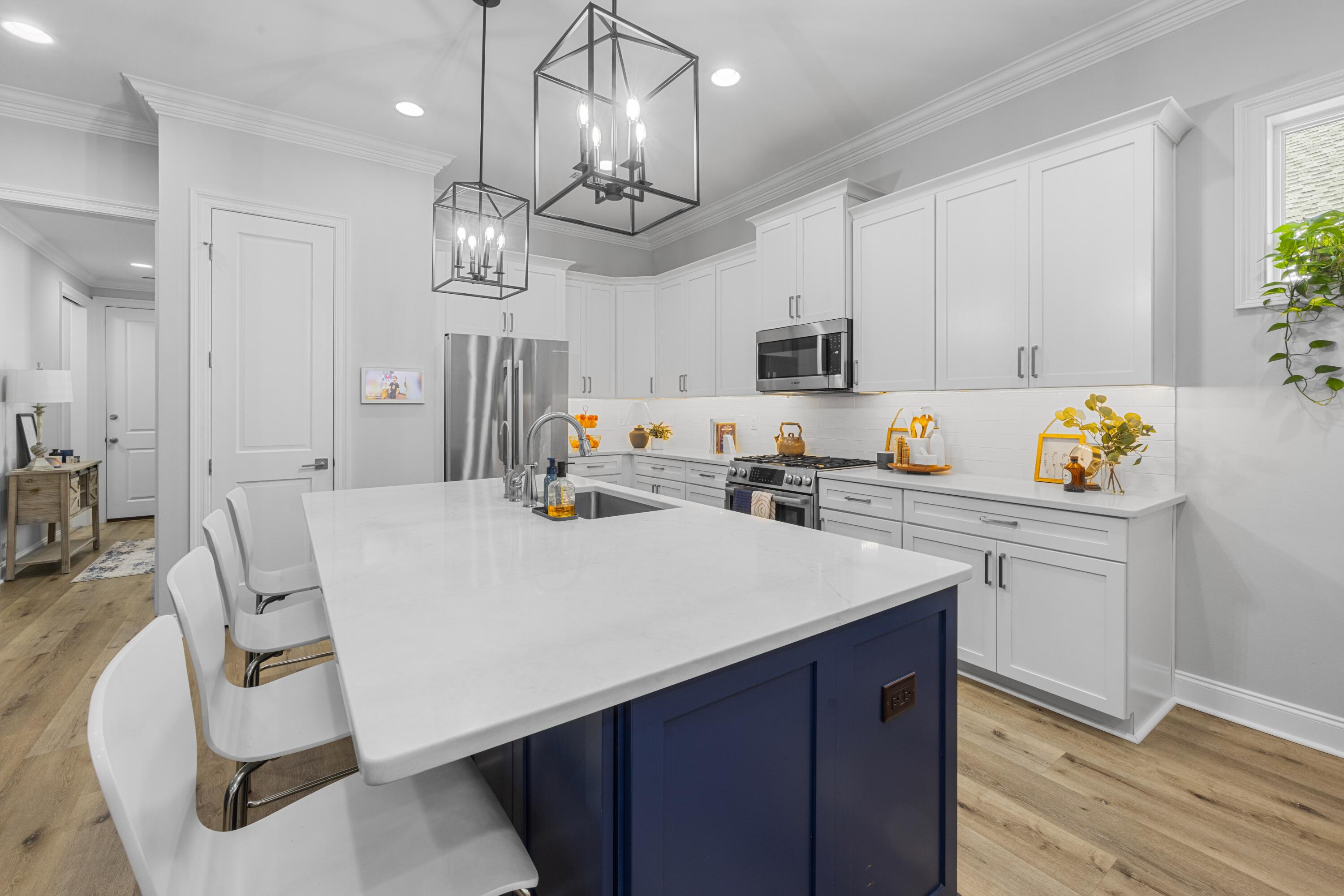 RAIDERS LANDING - Residential