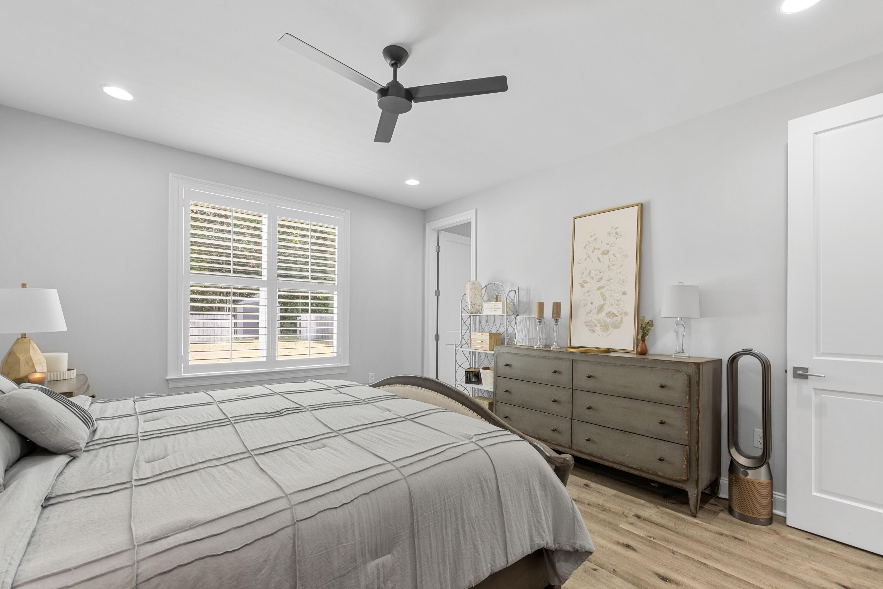 RAIDERS LANDING - Residential