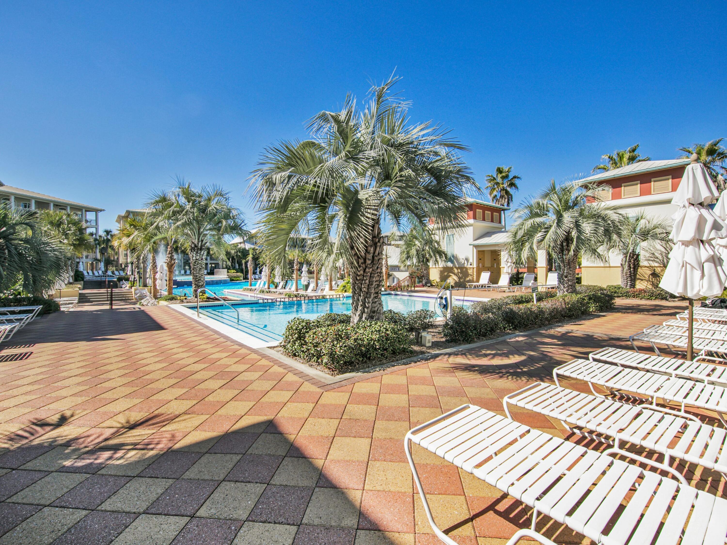 VILLAS AT SEACREST BEACH - Residential