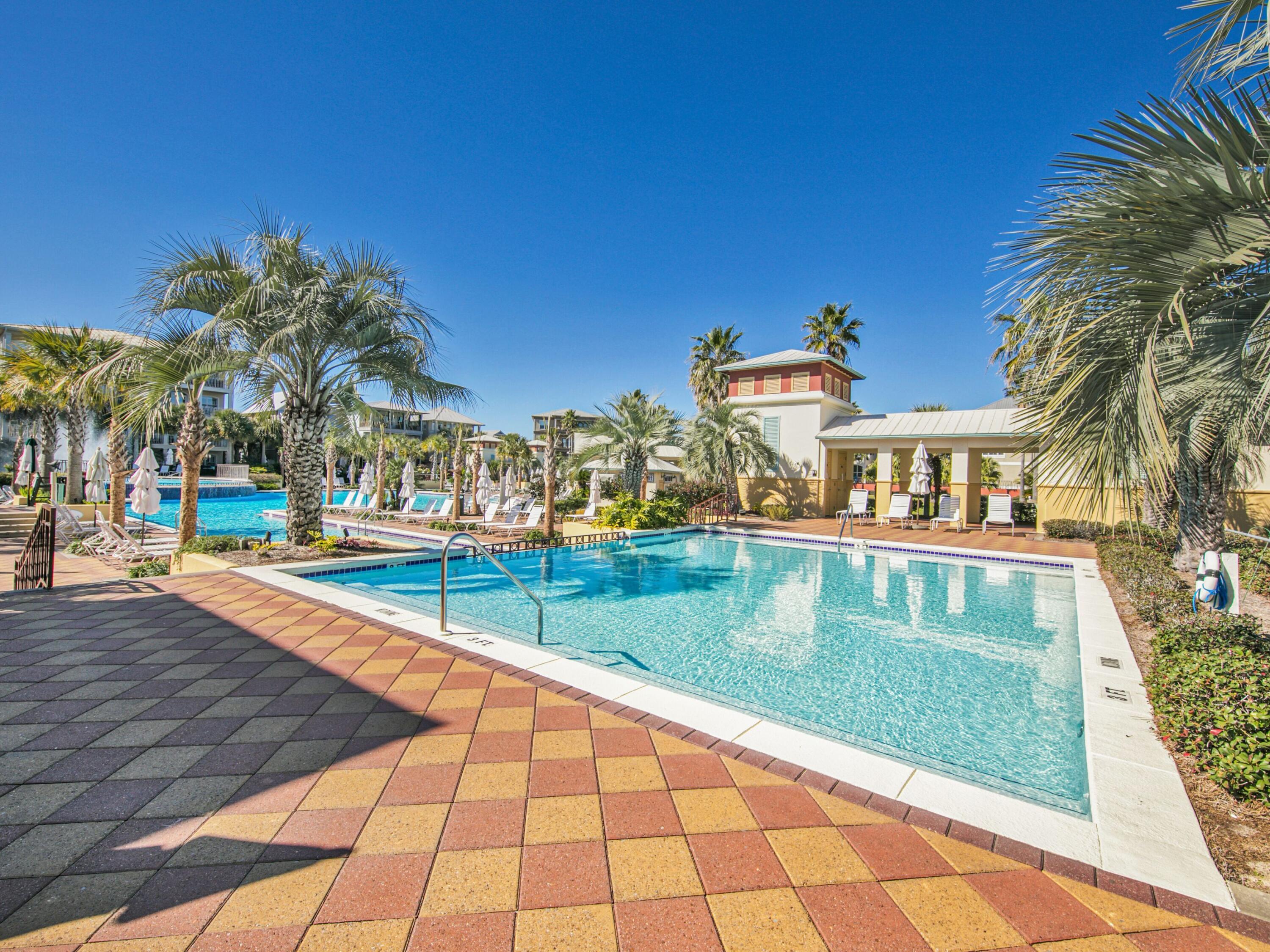 VILLAS AT SEACREST BEACH - Residential