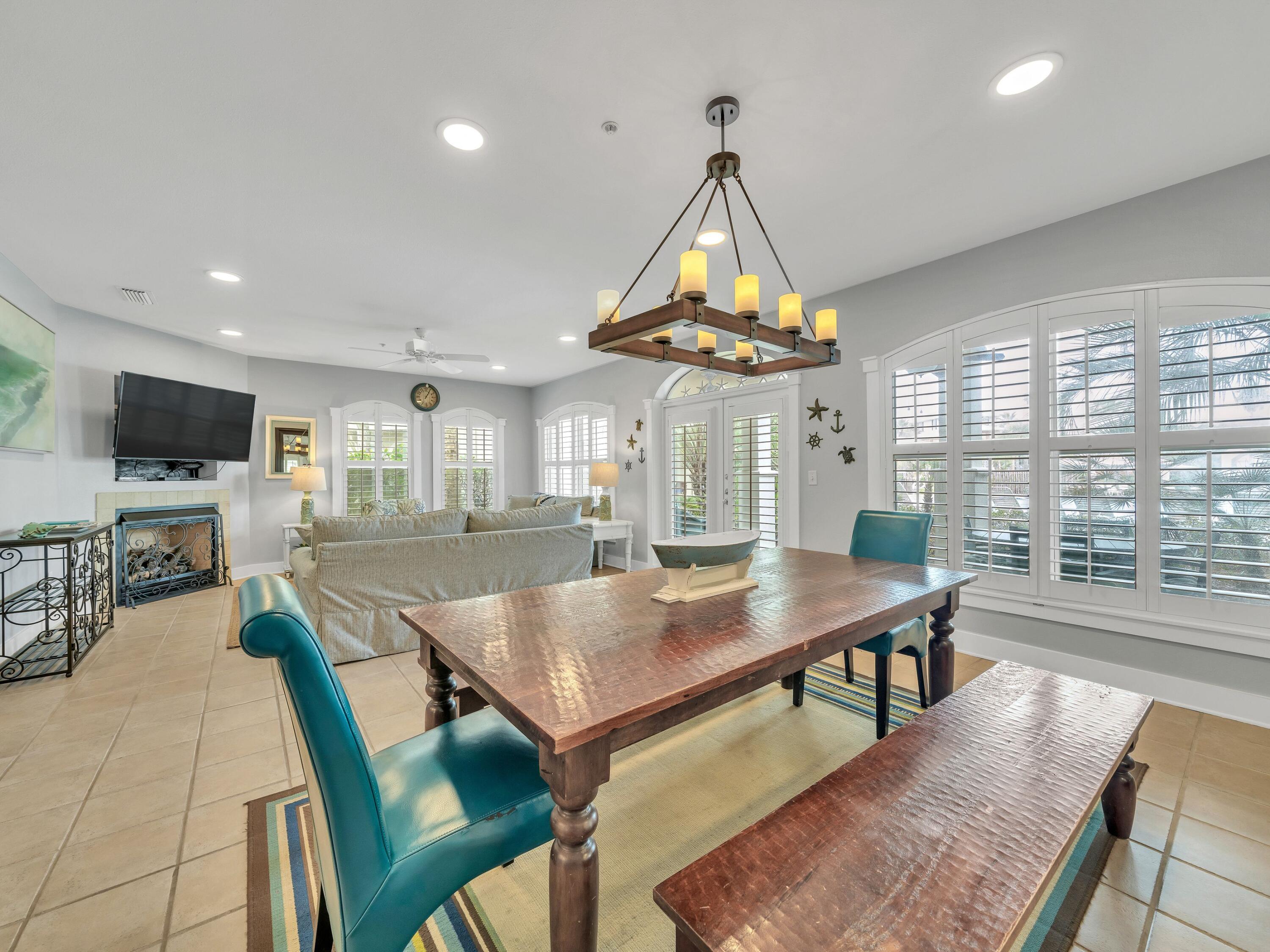 VILLAS AT SEACREST BEACH - Residential