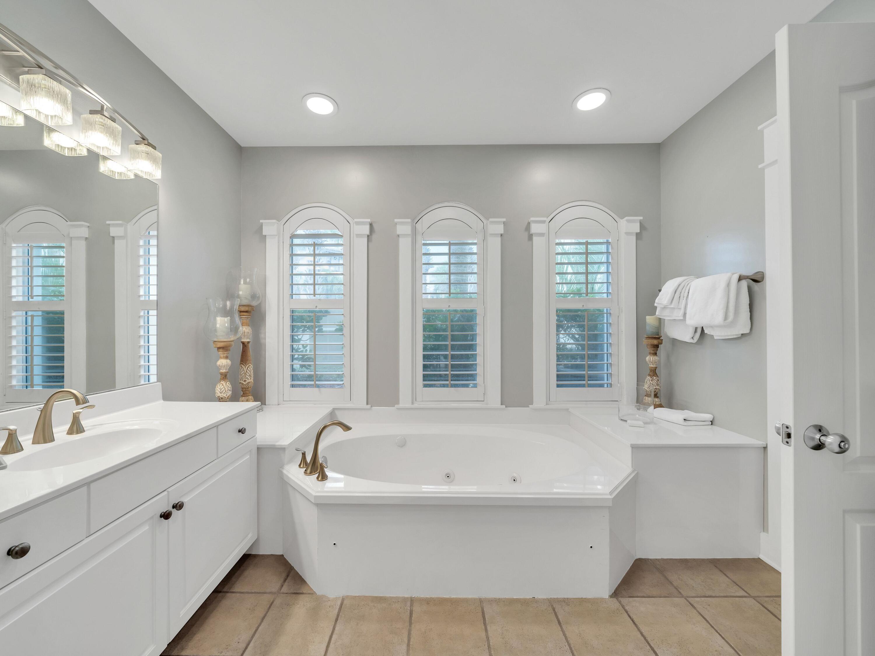 VILLAS AT SEACREST BEACH - Residential