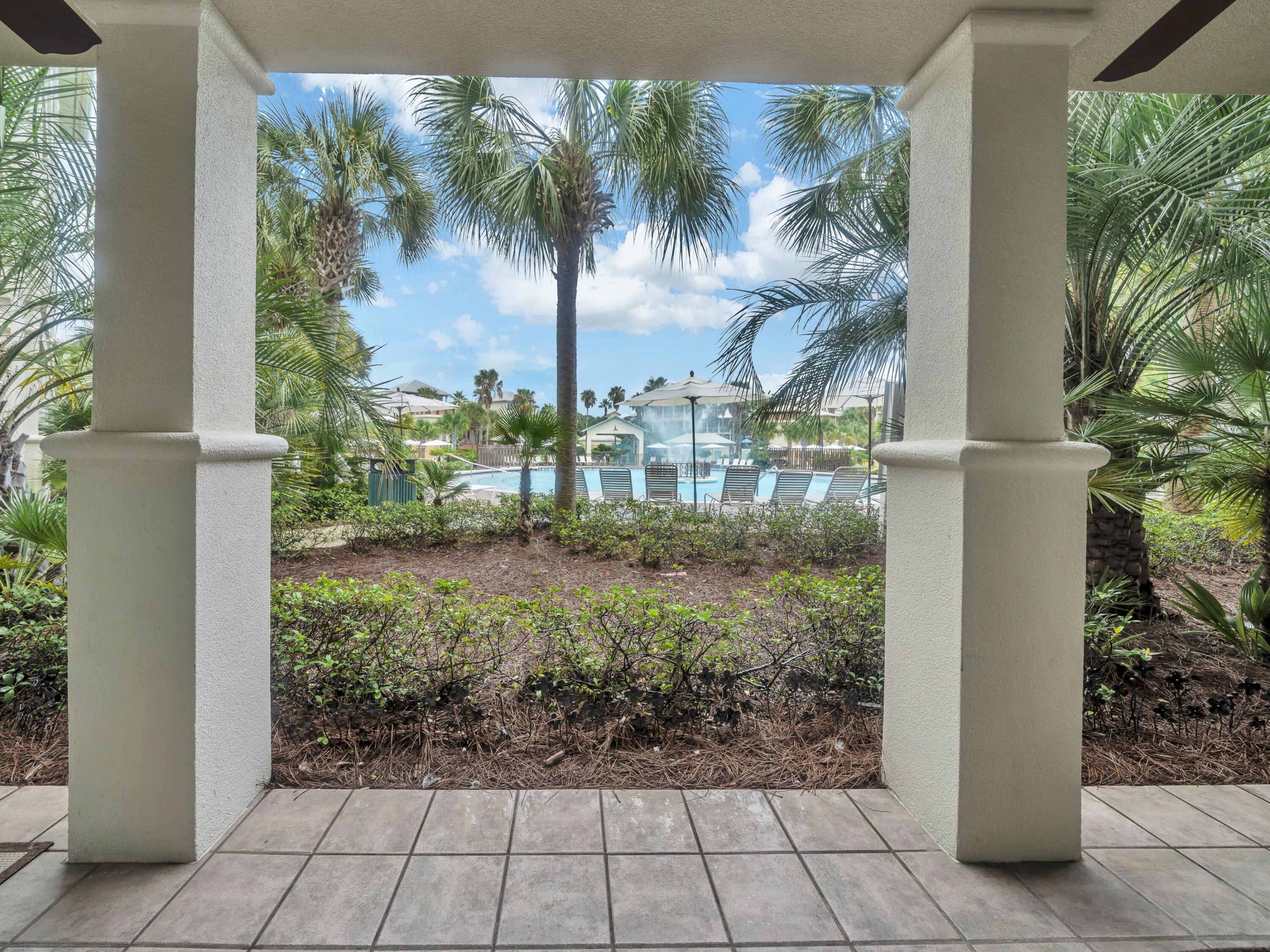 VILLAS AT SEACREST BEACH - Residential