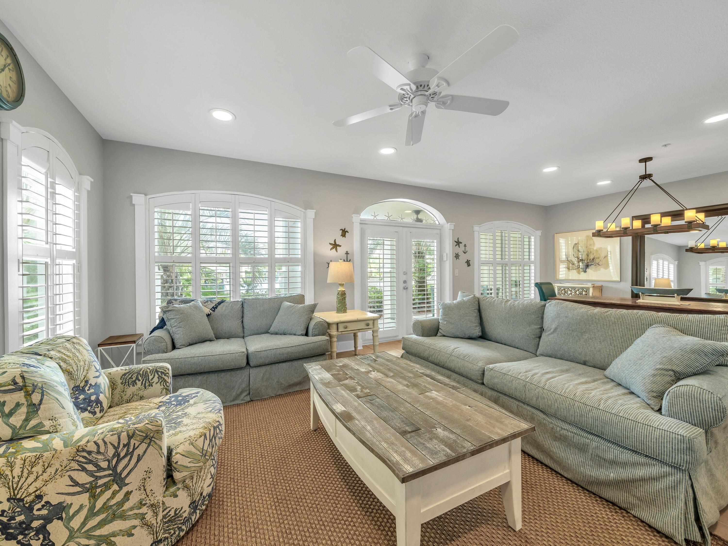 VILLAS AT SEACREST BEACH - Residential