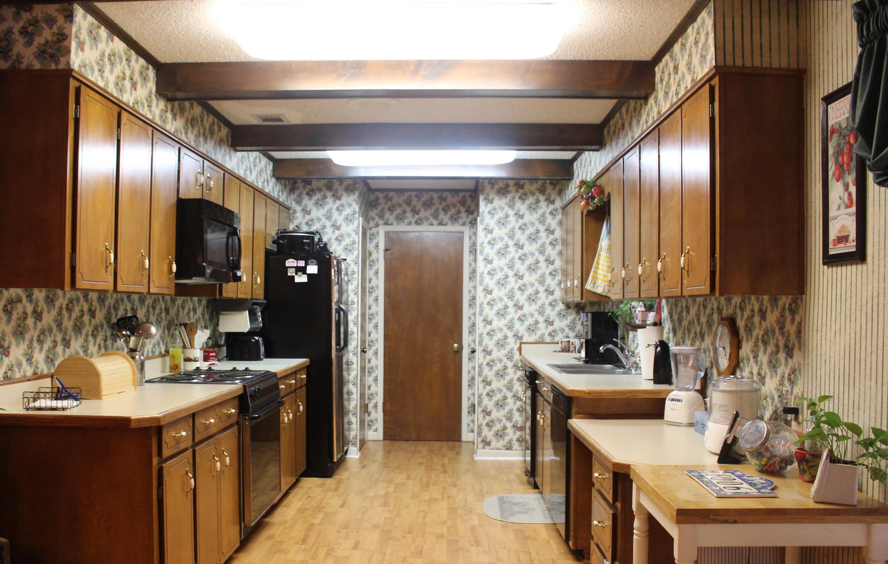 HOLLY HILLS - Residential