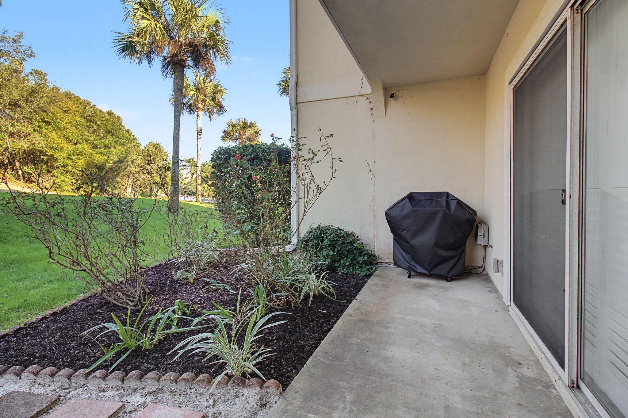 PELICAN PLACE T/H WEST - Residential Lease