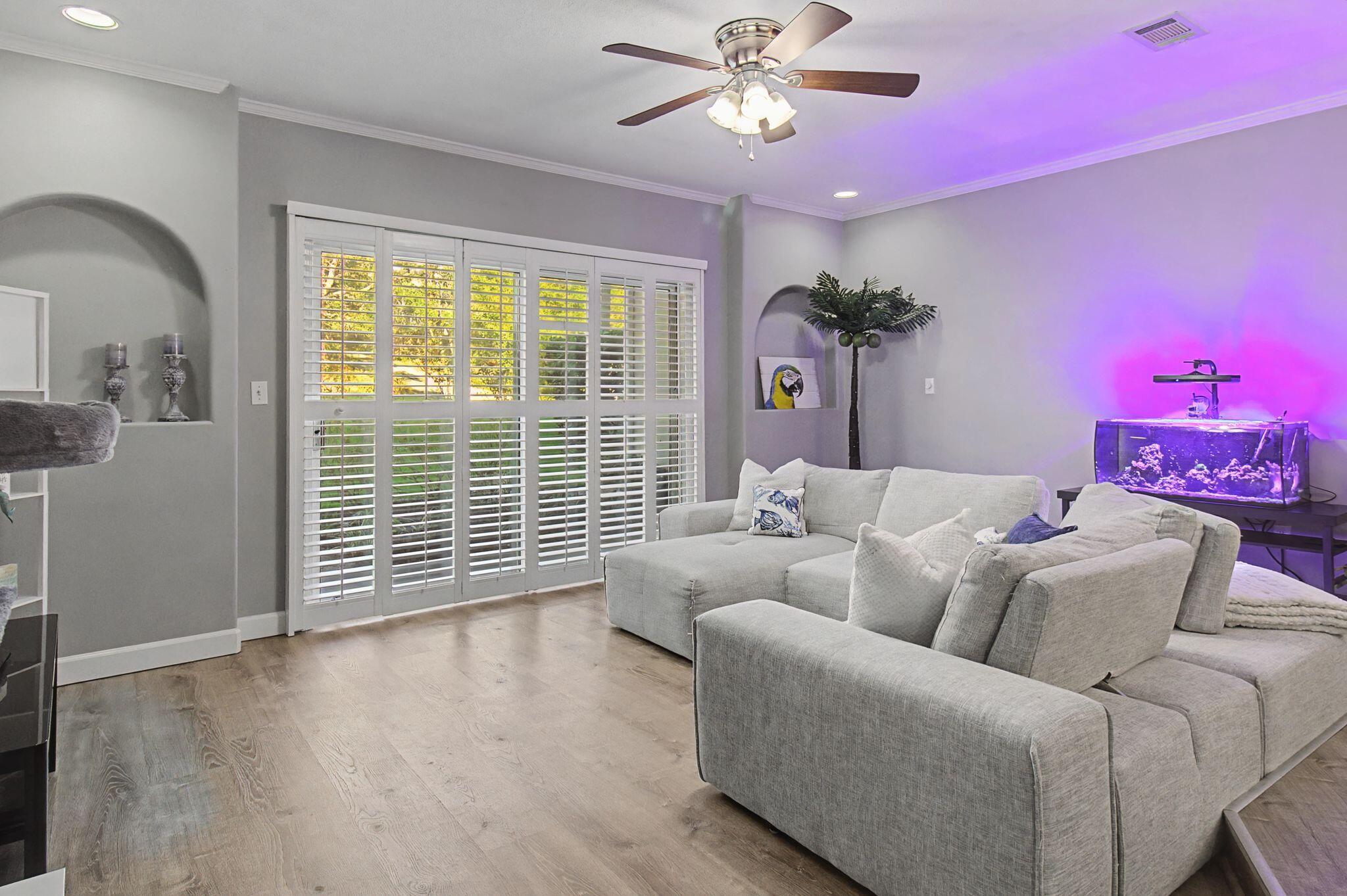 PELICAN PLACE T/H WEST - Residential Lease