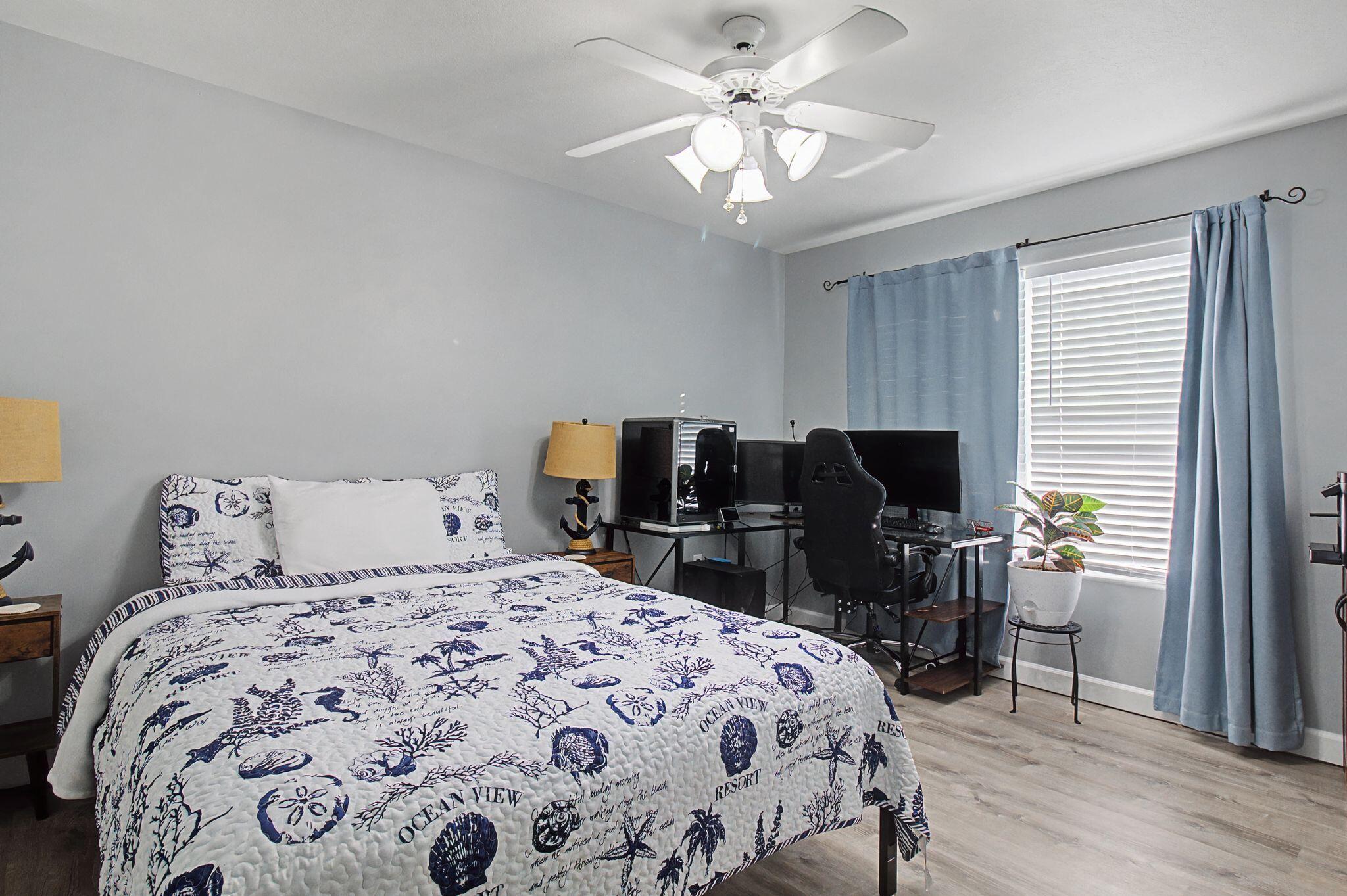 PELICAN PLACE T/H WEST - Residential Lease