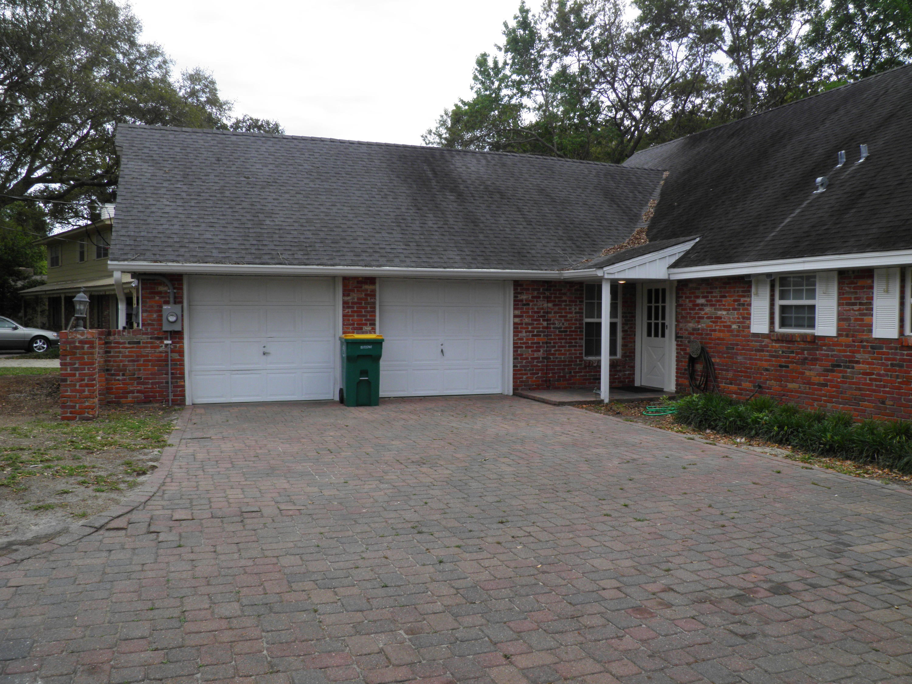 COLONY ESTATES - Residential Lease