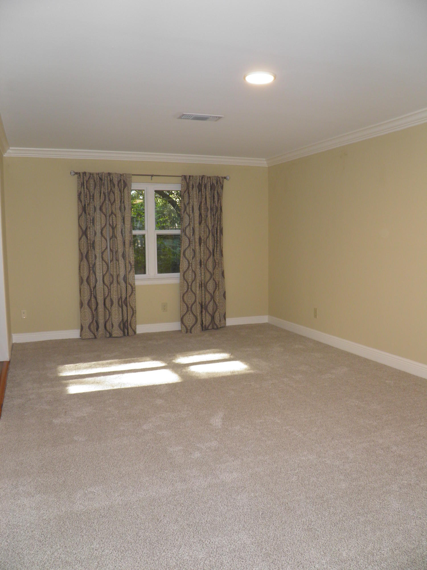 COLONY ESTATES - Residential Lease