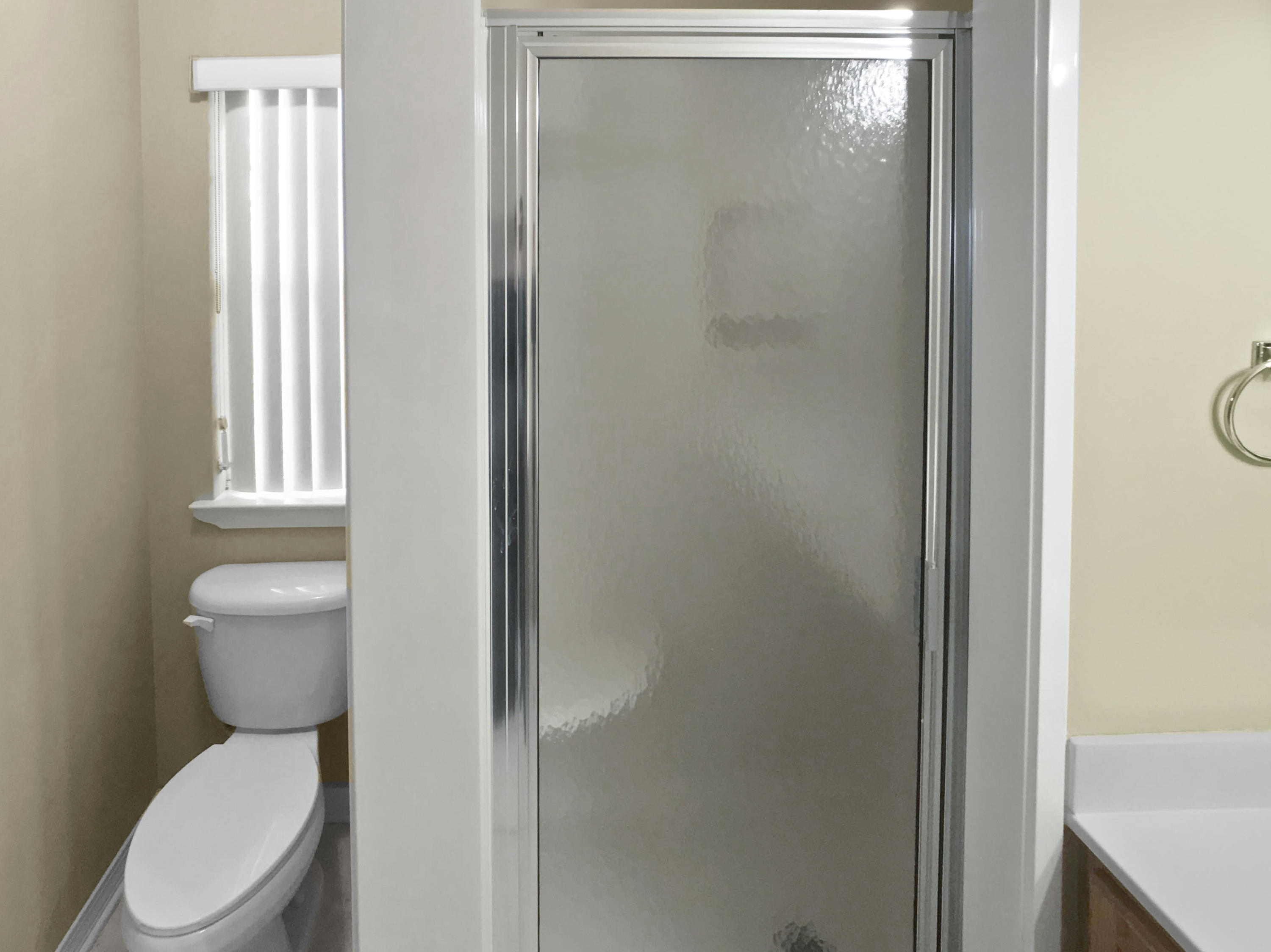 LAKESIDE VILLAGE - Residential