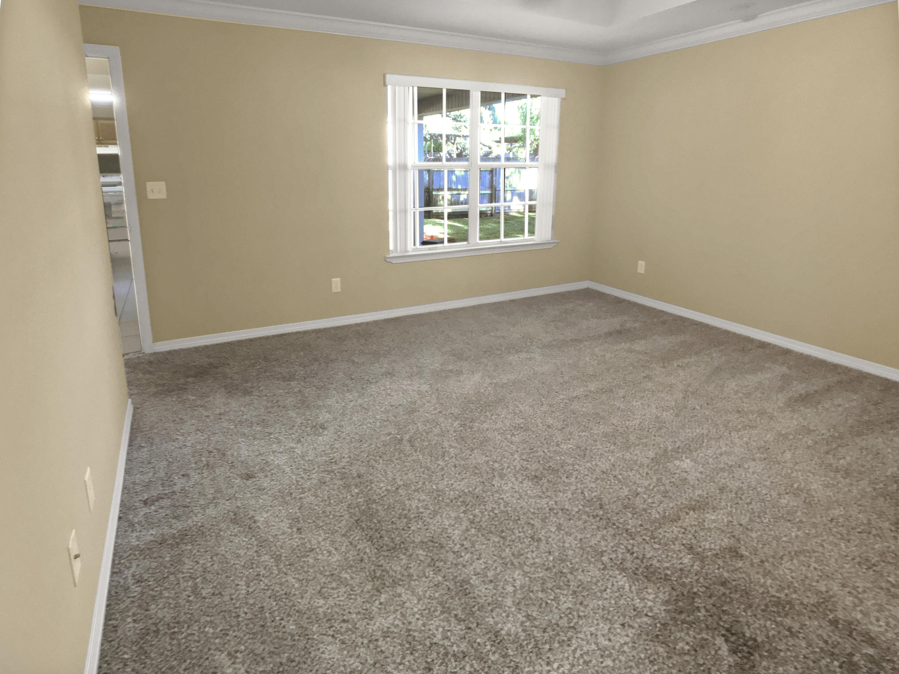 LAKESIDE VILLAGE - Residential