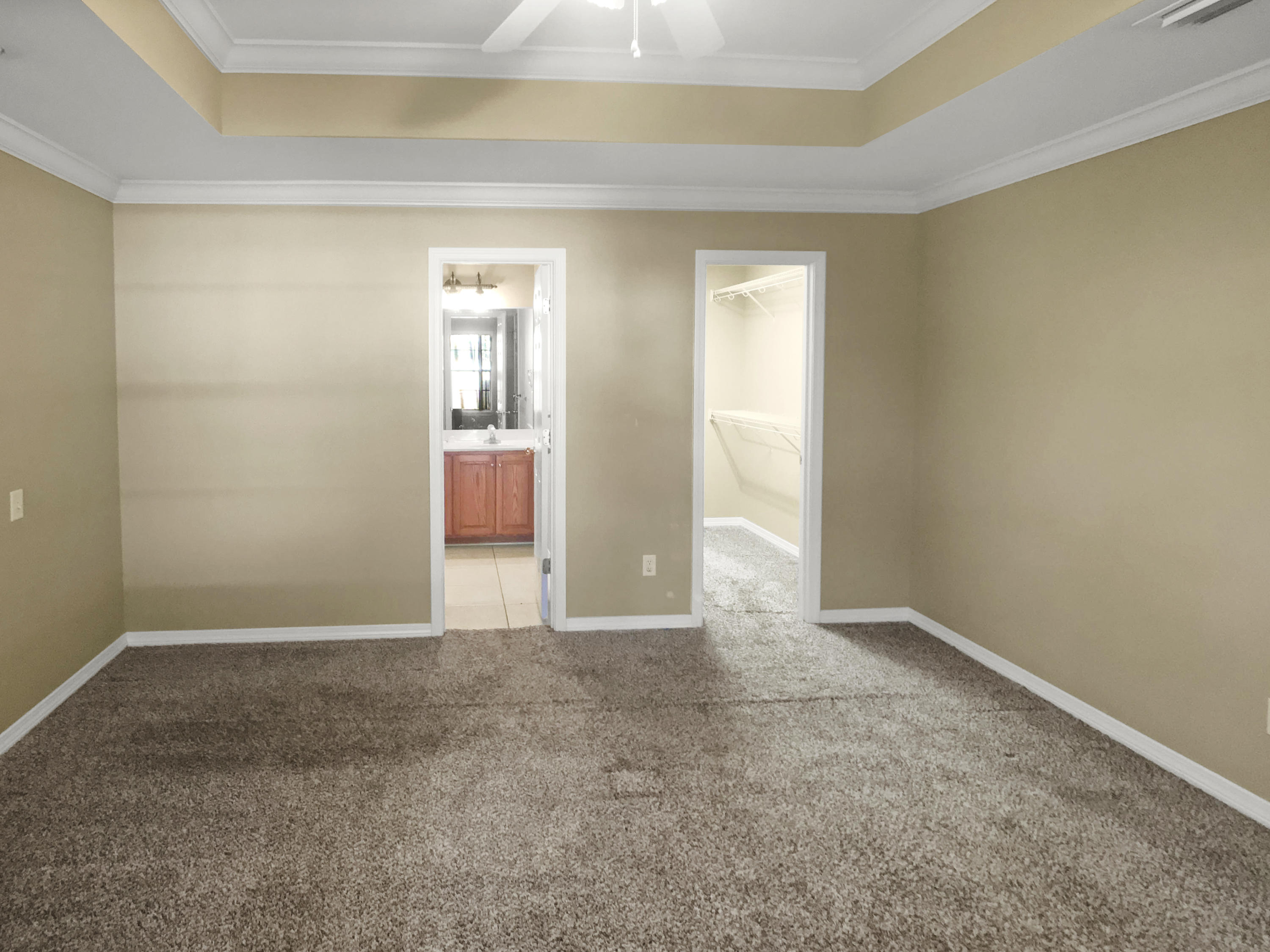 LAKESIDE VILLAGE - Residential