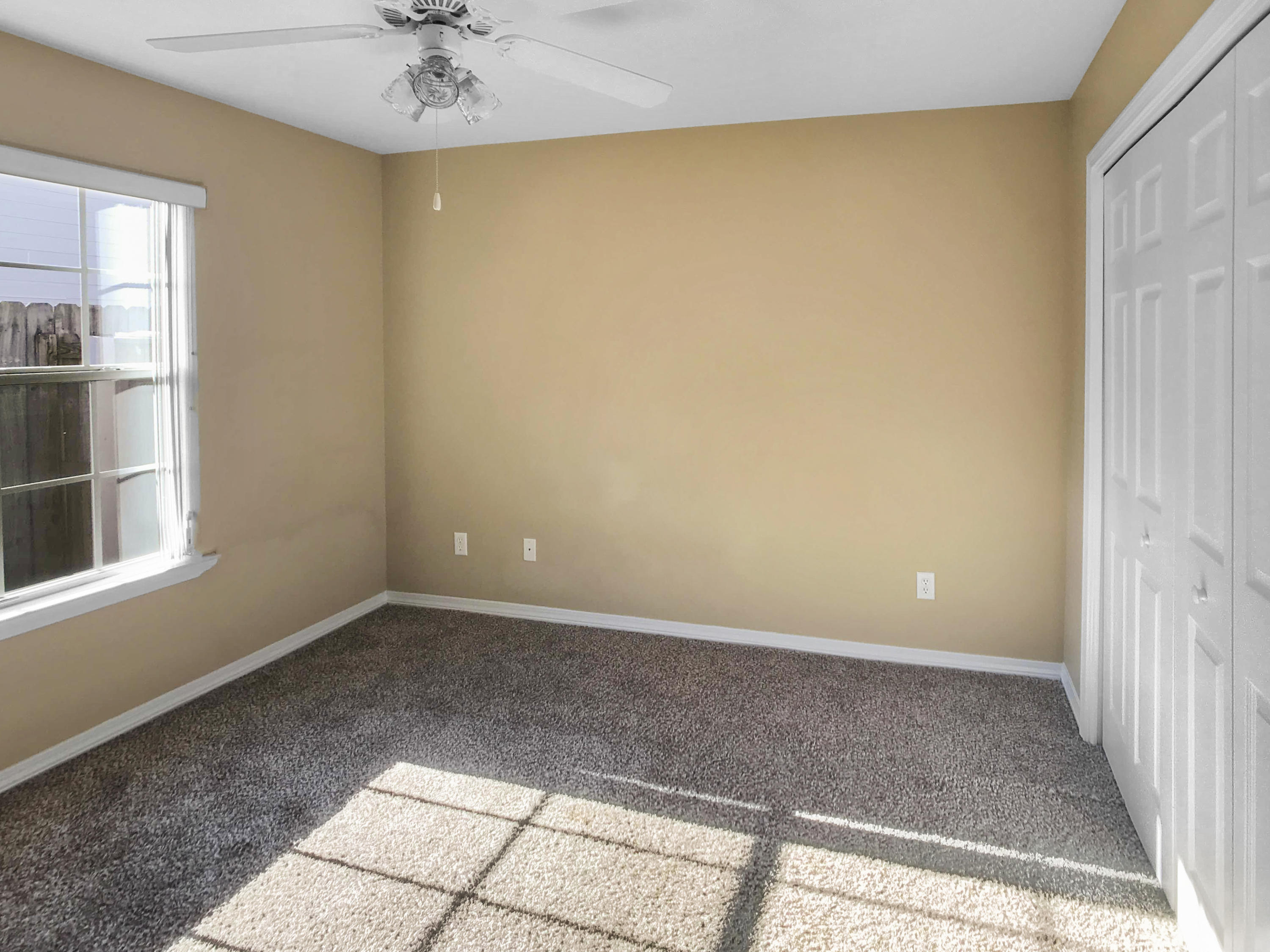 LAKESIDE VILLAGE - Residential