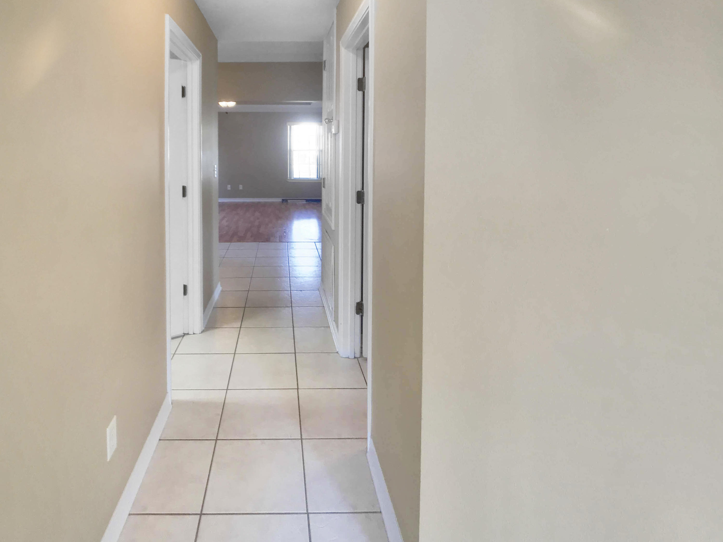 LAKESIDE VILLAGE - Residential