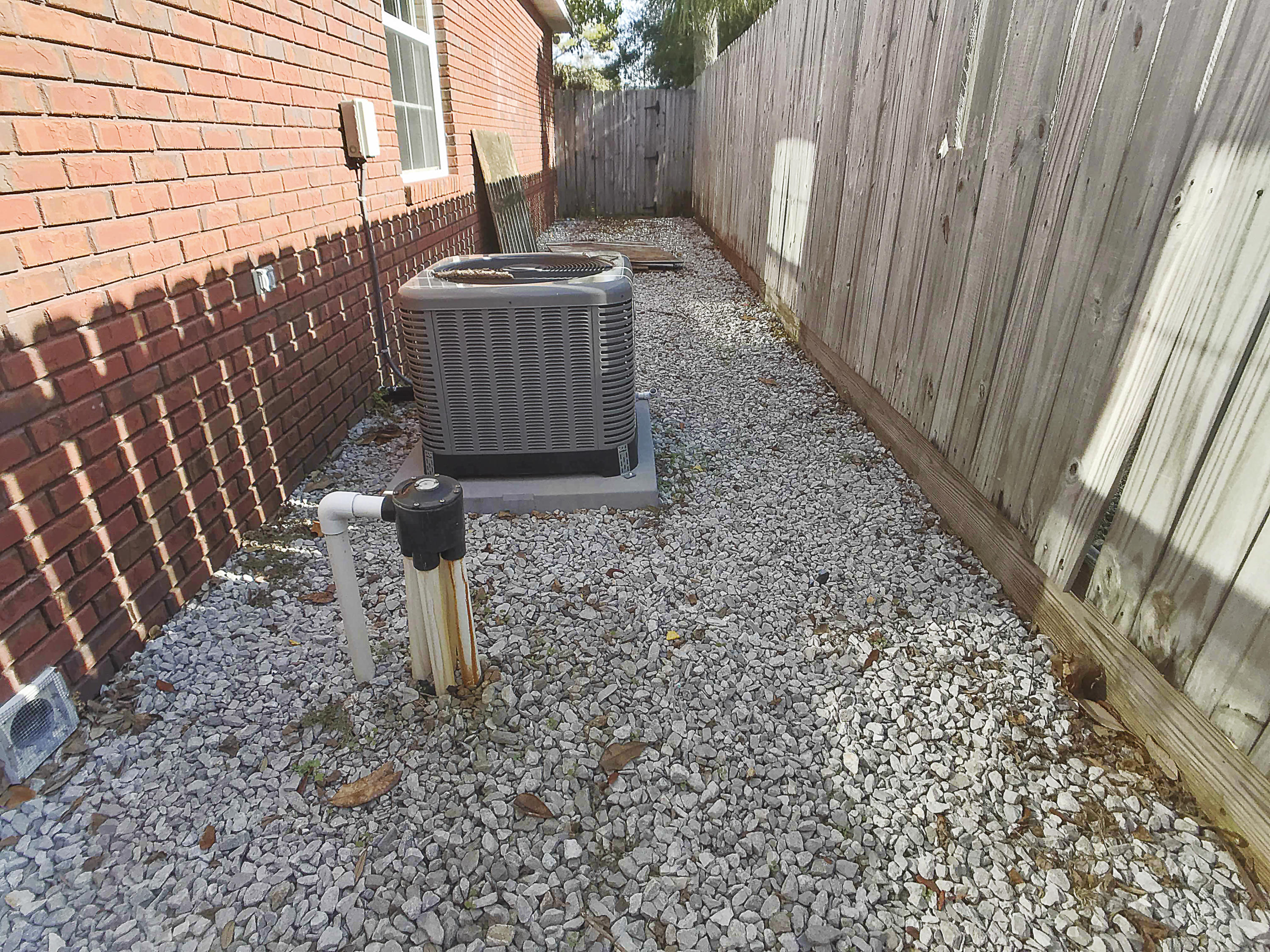 LAKESIDE VILLAGE - Residential