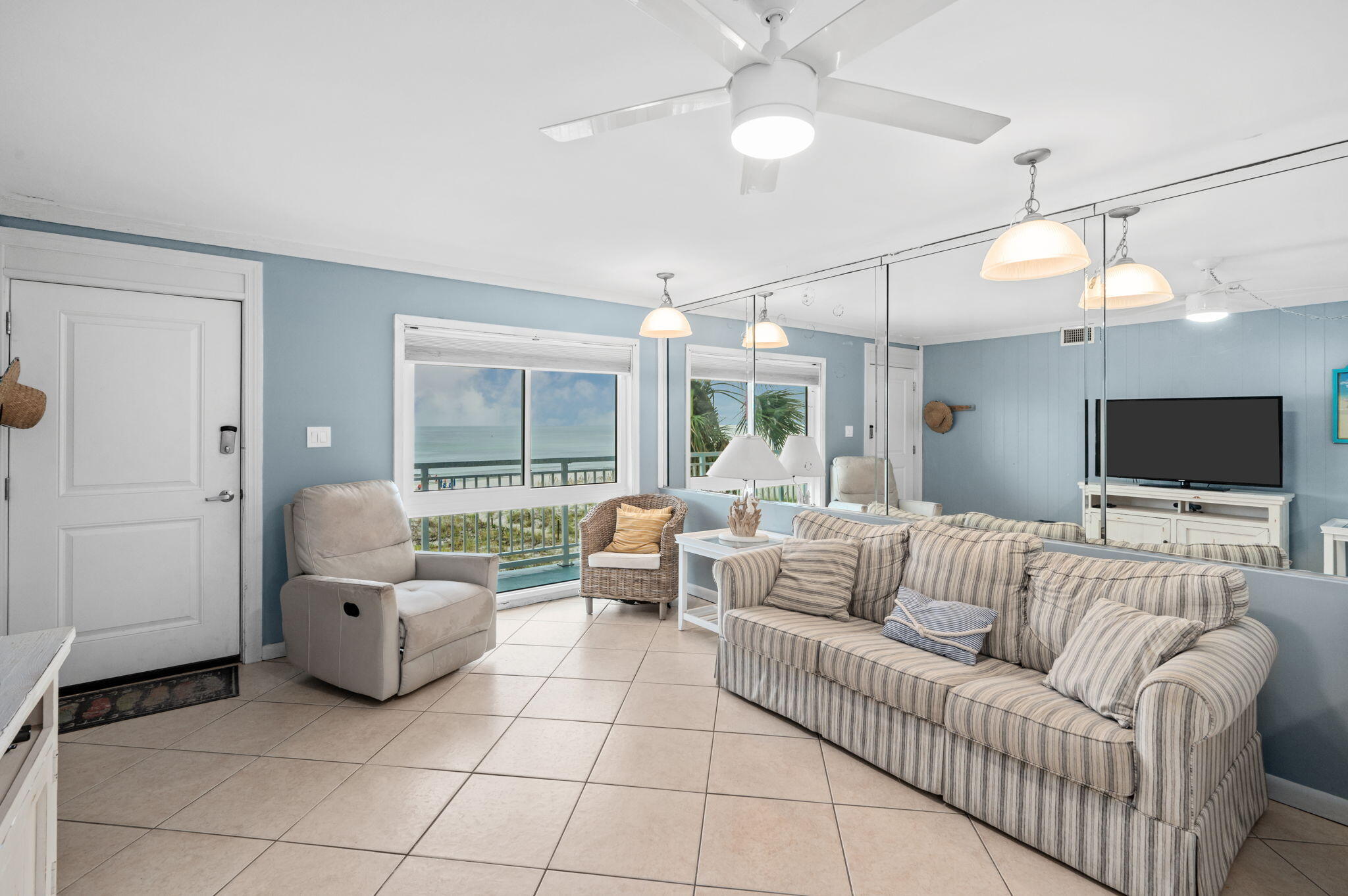 AQUA VILLA - Residential