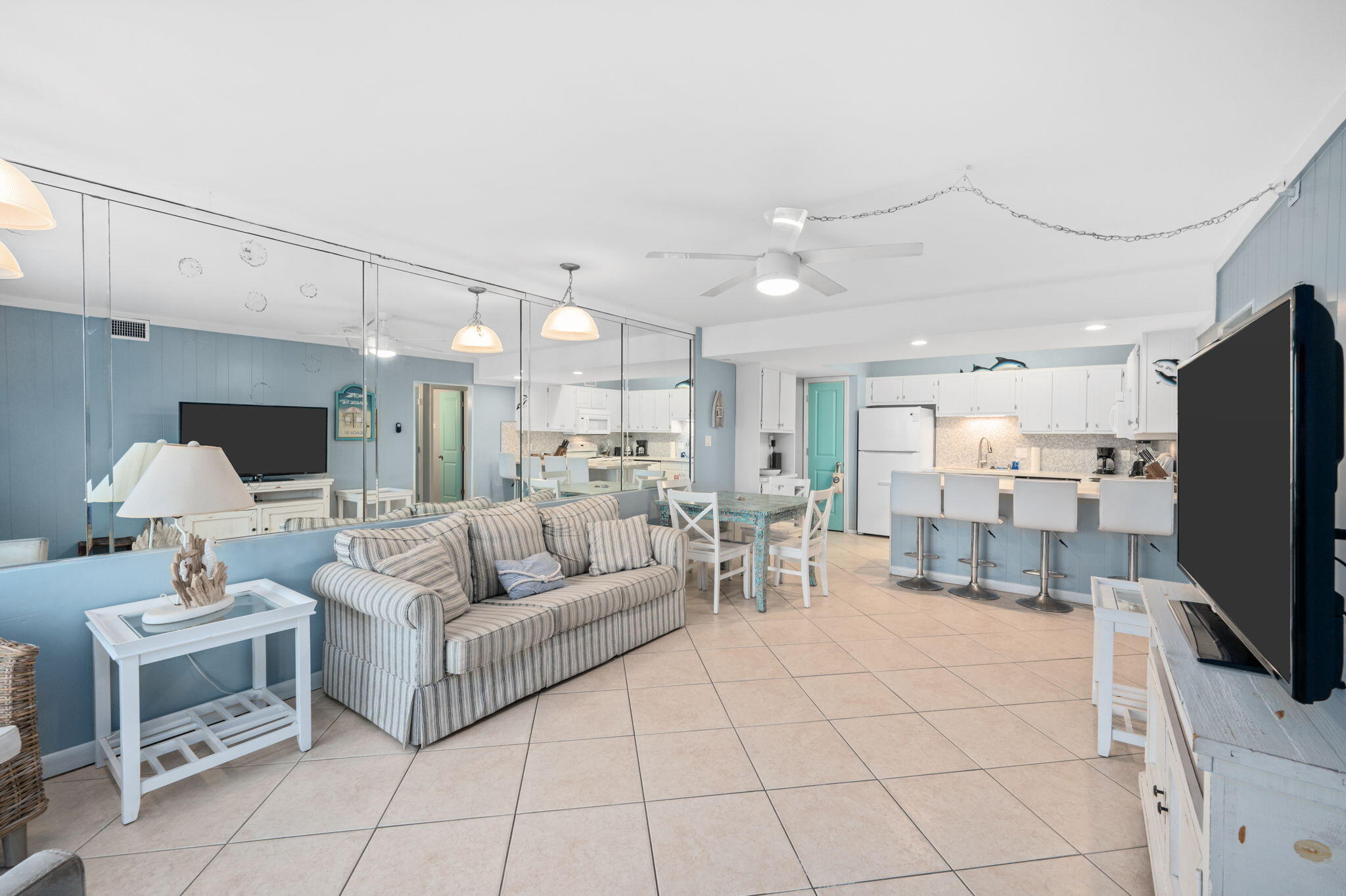 AQUA VILLA - Residential