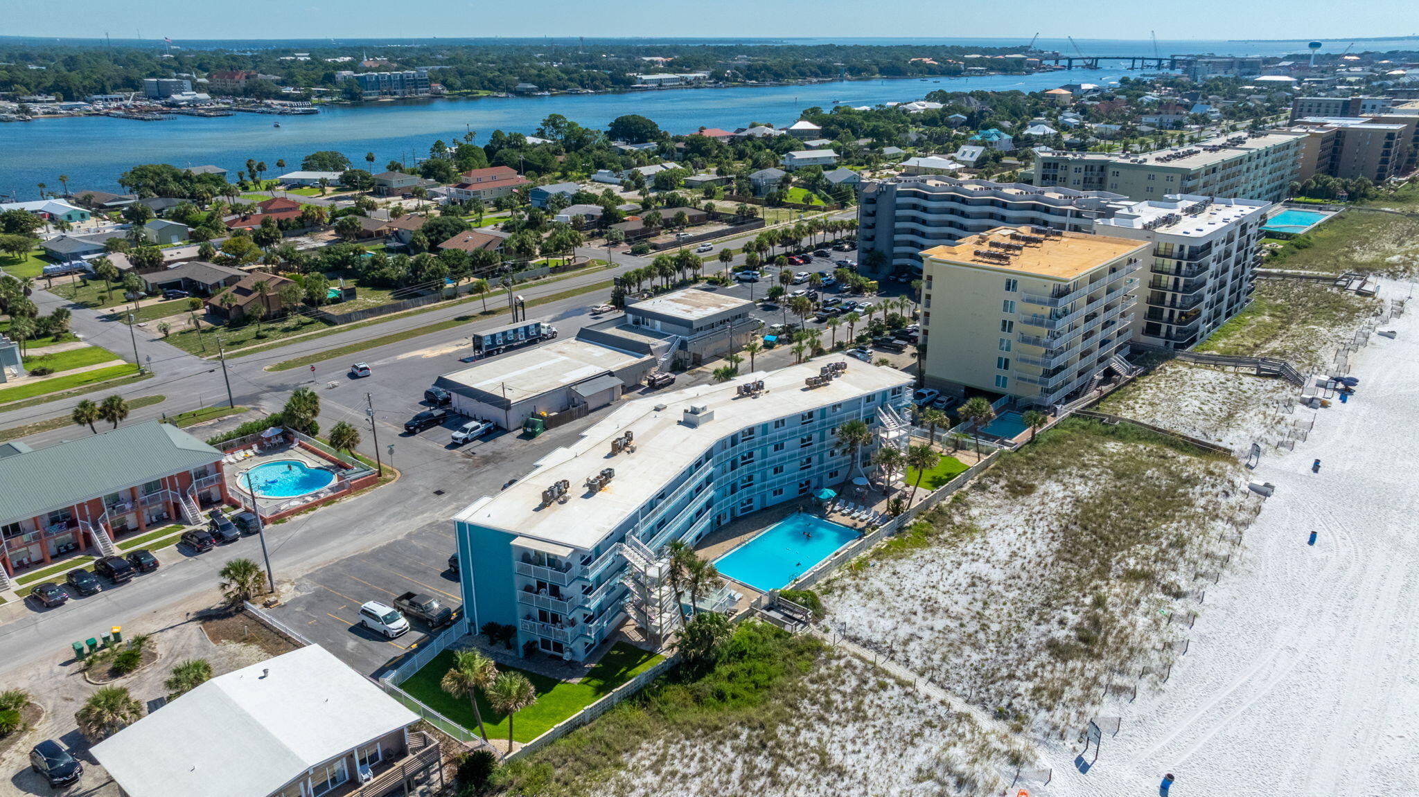 AQUA VILLA - Residential