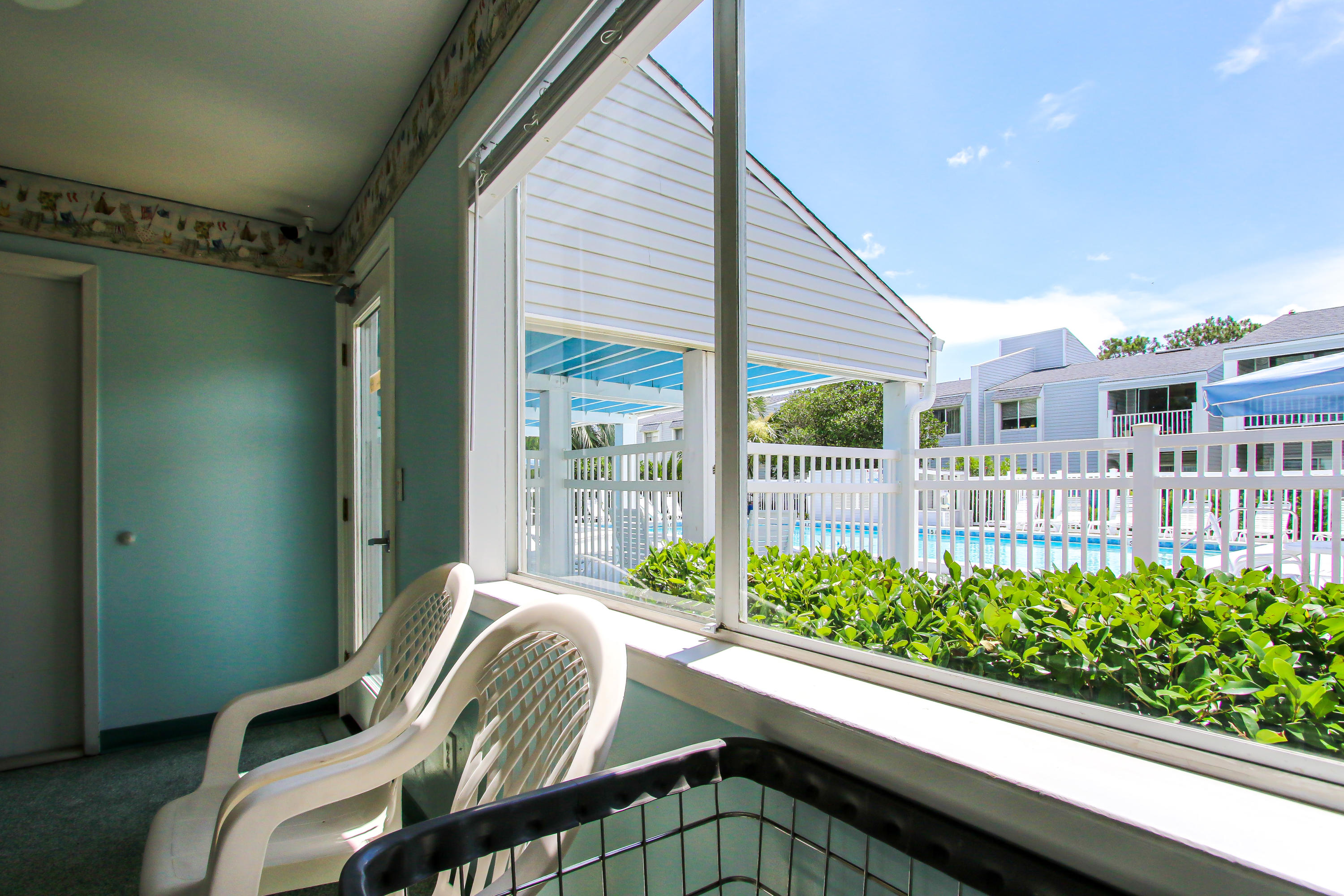 FINISTERRA CONDO - Residential