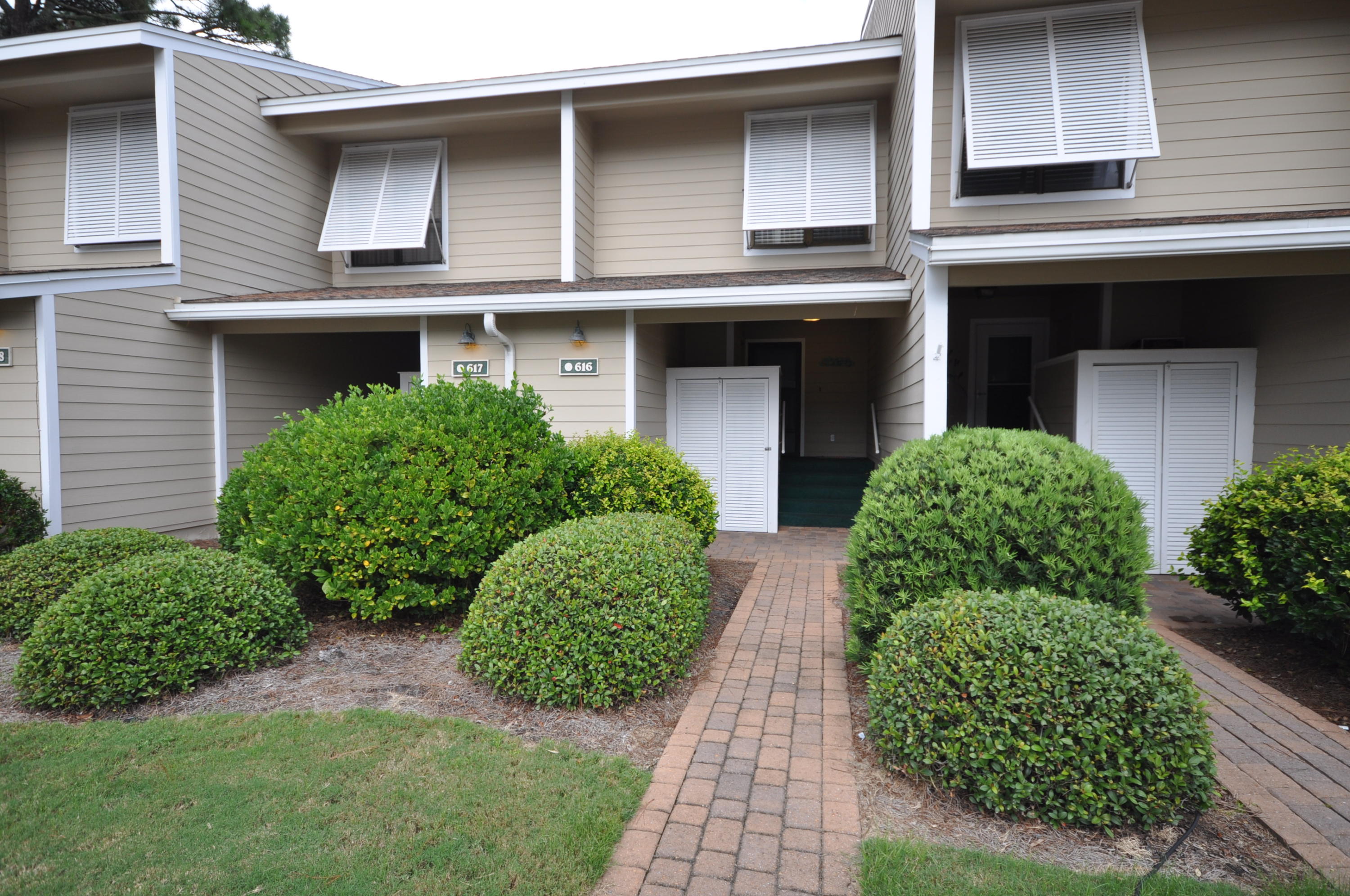 BAYOU VILLAGE CONDO PH 1 - Residential