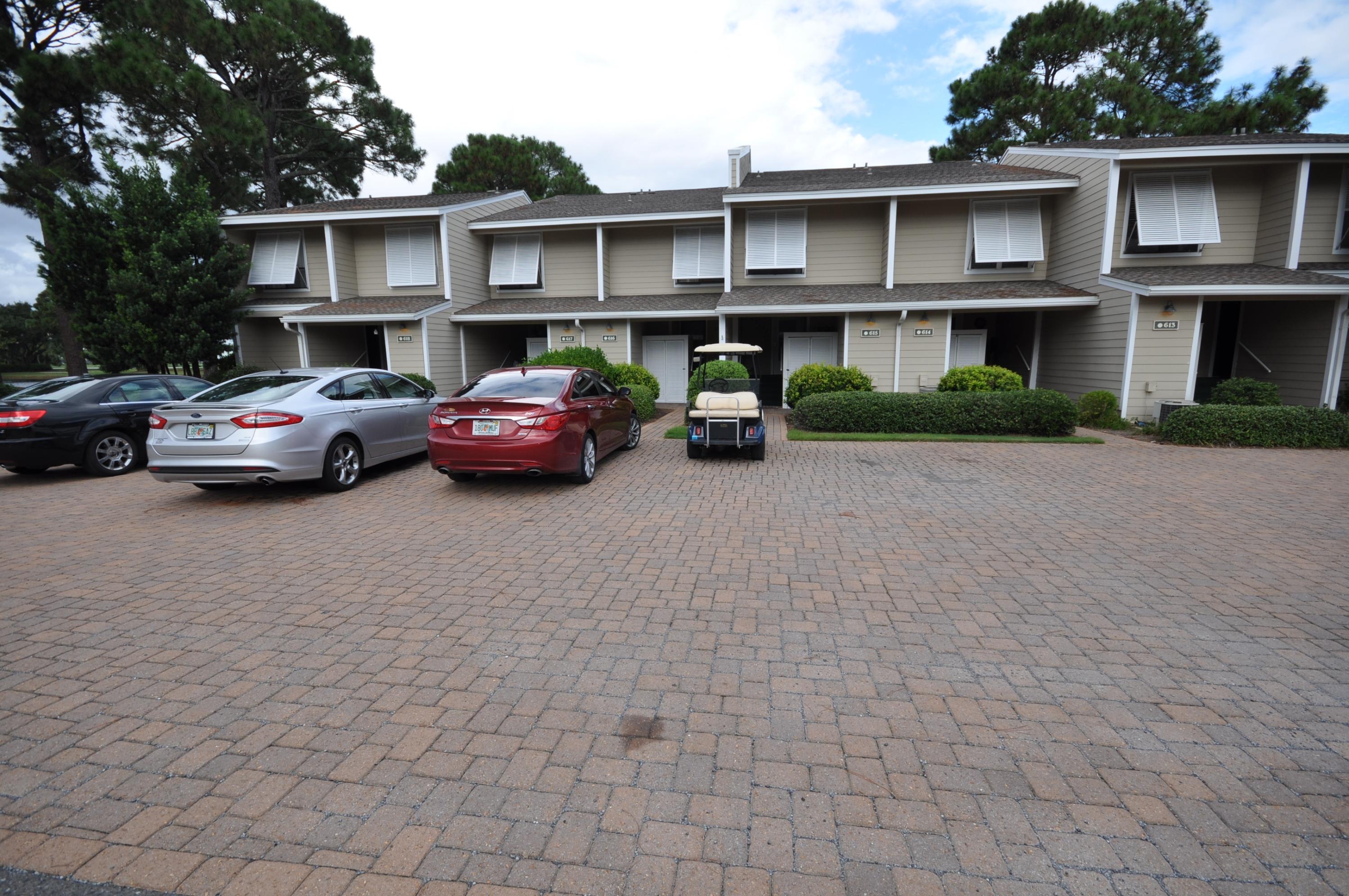 BAYOU VILLAGE CONDO PH 1 - Residential