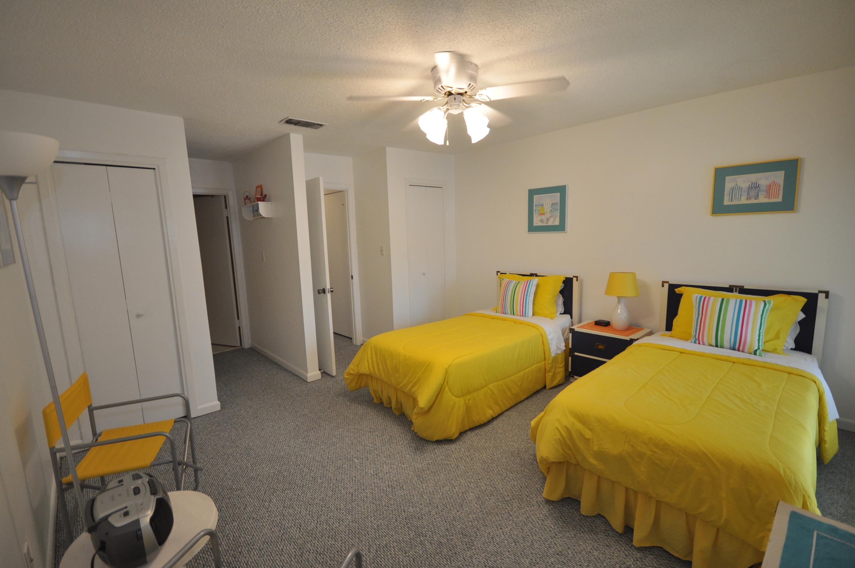 BAYOU VILLAGE CONDO PH 1 - Residential