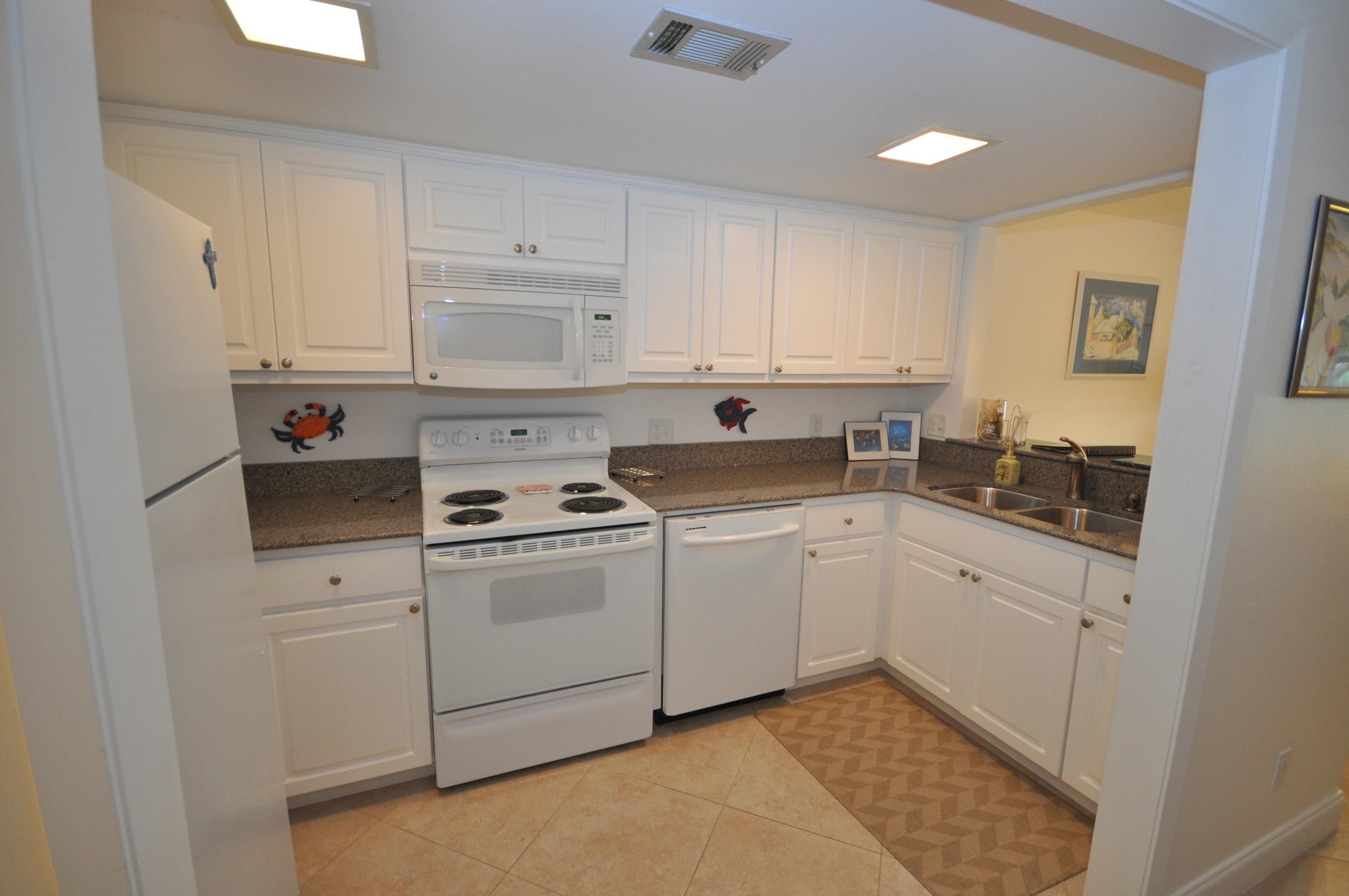 BAYOU VILLAGE CONDO PH 1 - Residential